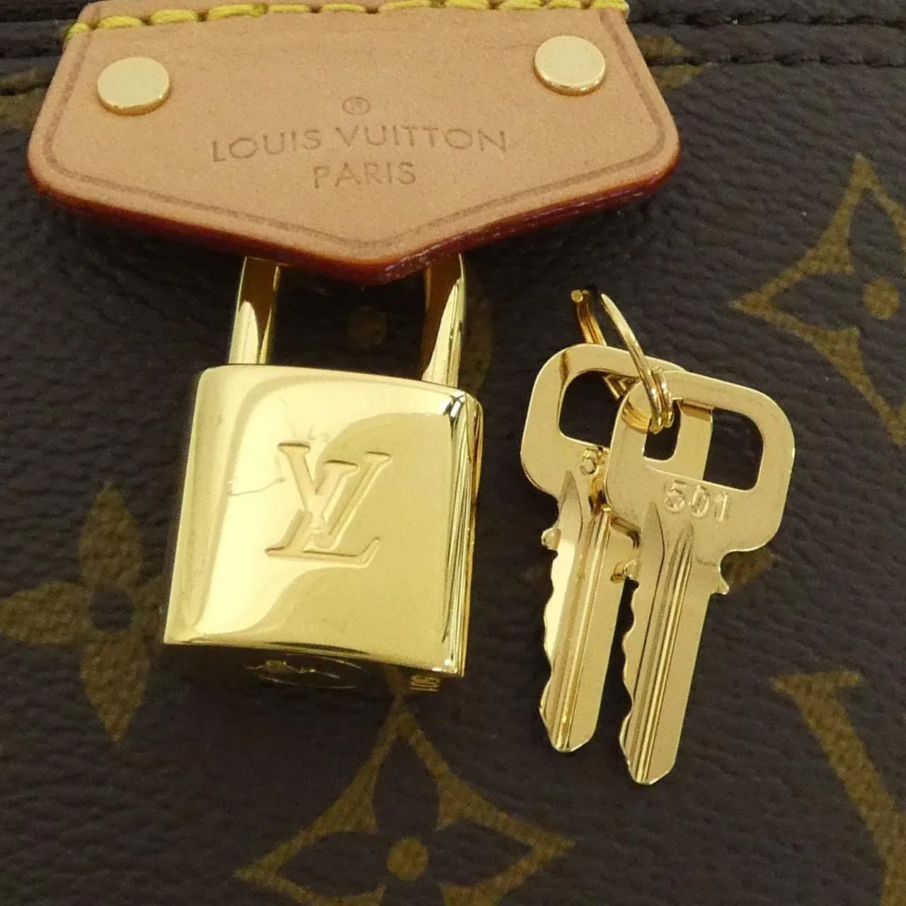 LOUIS VUITTON M47096 Shoulder Monogram Black Monogram Rank A - Thumbnail 4