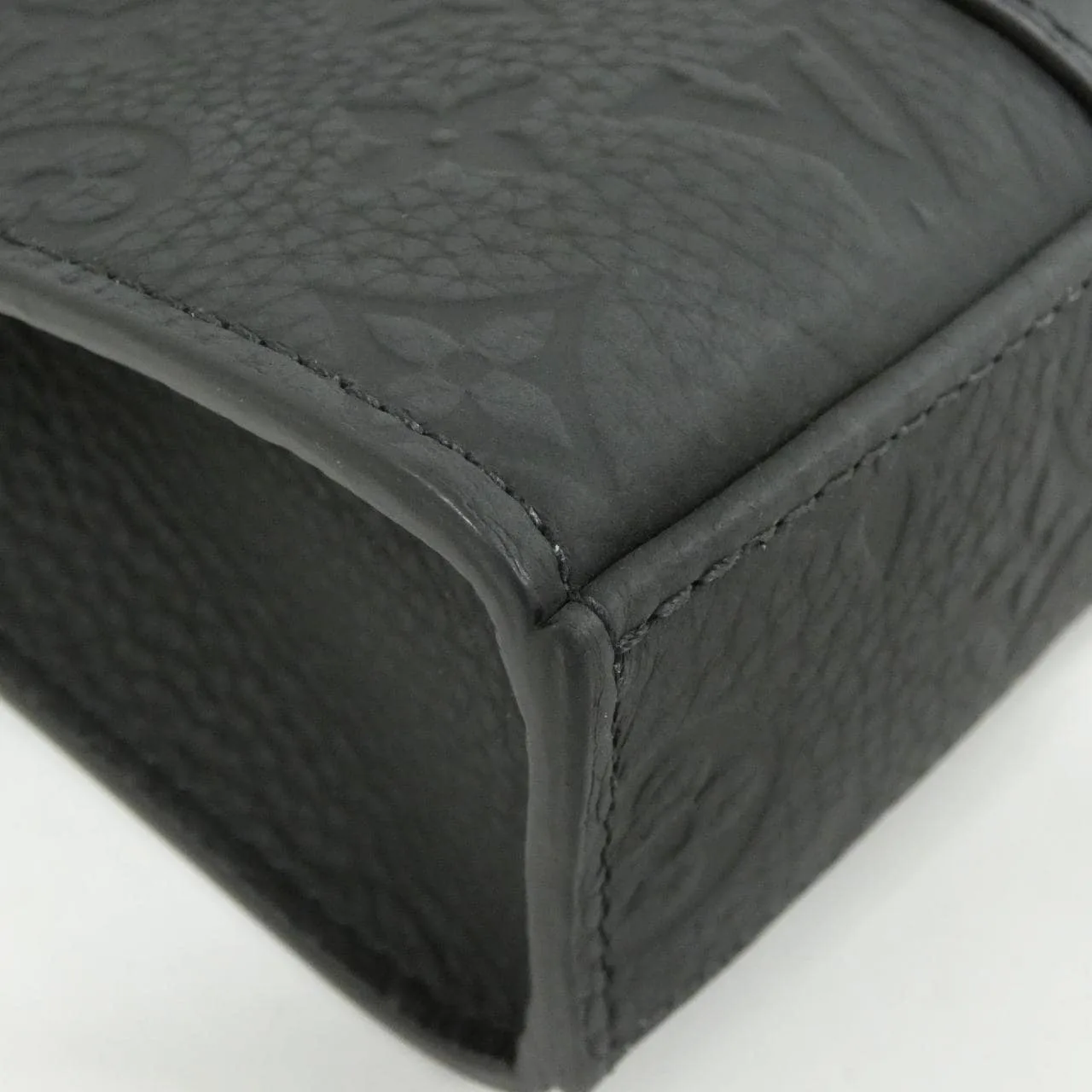 LOUIS VUITTON M21884 Handbag Monogram Black Monogram Rank A - Thumbnail 3