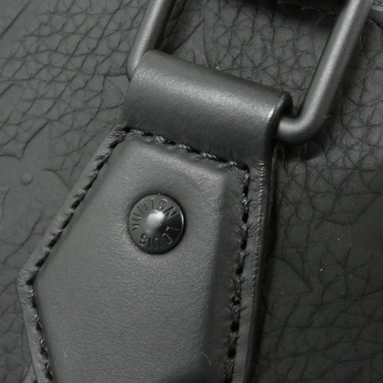 LOUIS VUITTON M21884 Handbag Monogram Black Monogram Rank A - Thumbnail 4