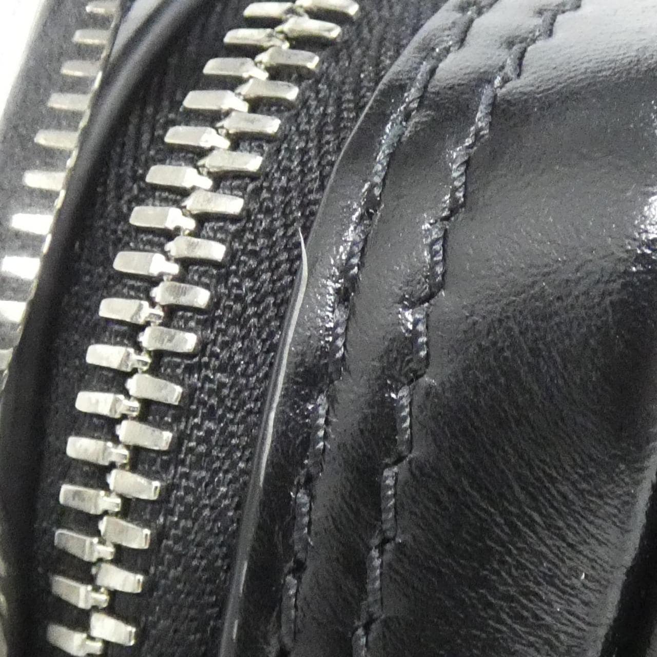 LOUIS VUITTON Nile M13987 Shoulder Bag Black Rank A - Thumbnail 8