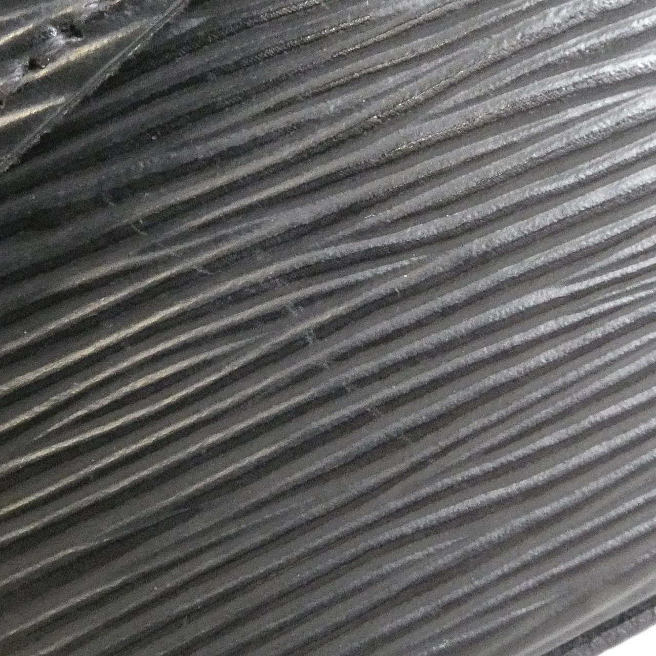 LOUIS VUITTON Pochette M62648 Shoulder Epi 黑色 Epi 中古品B - 縮圖 4