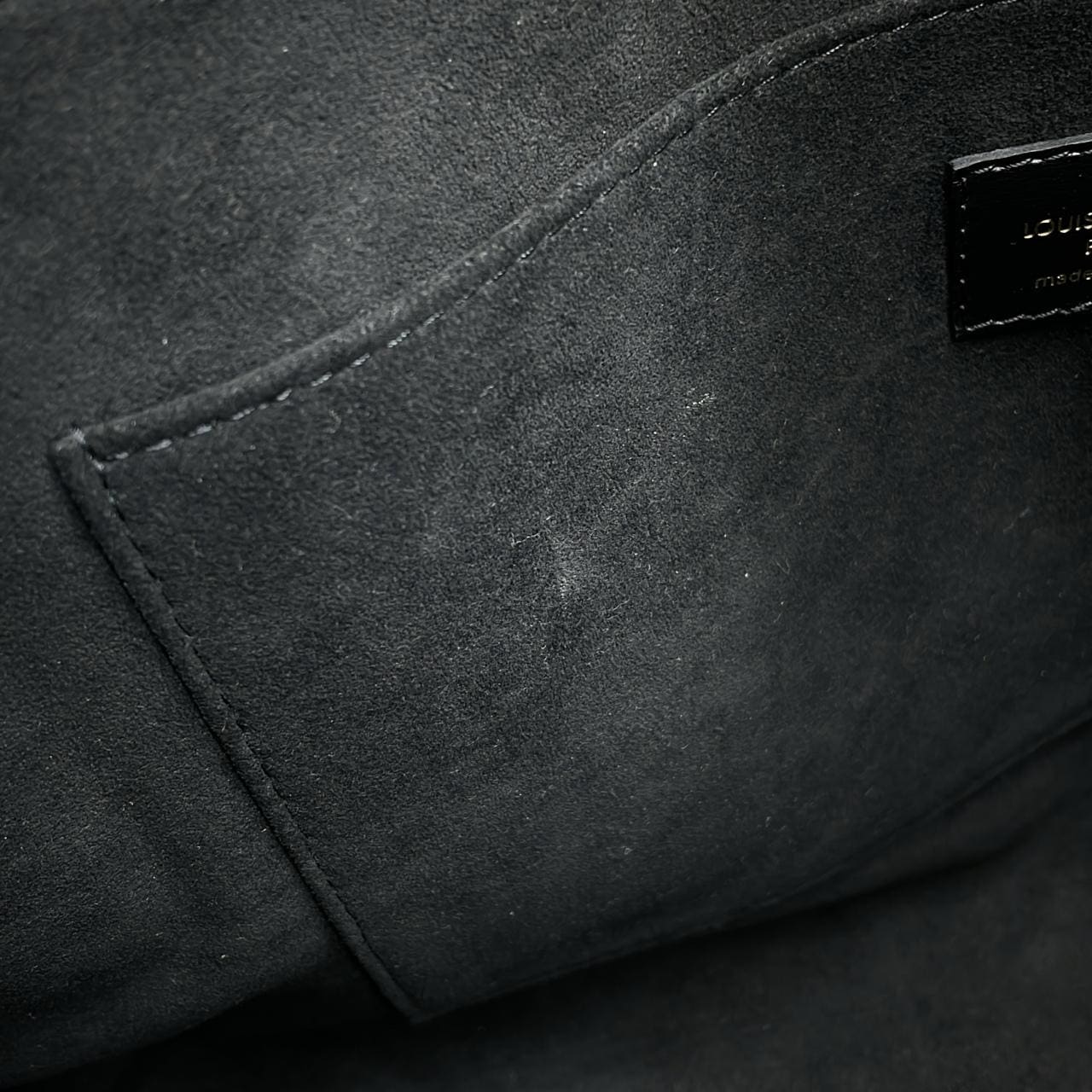 LOUIS VUITTON M57207 Bag Black - Thumbnail 7