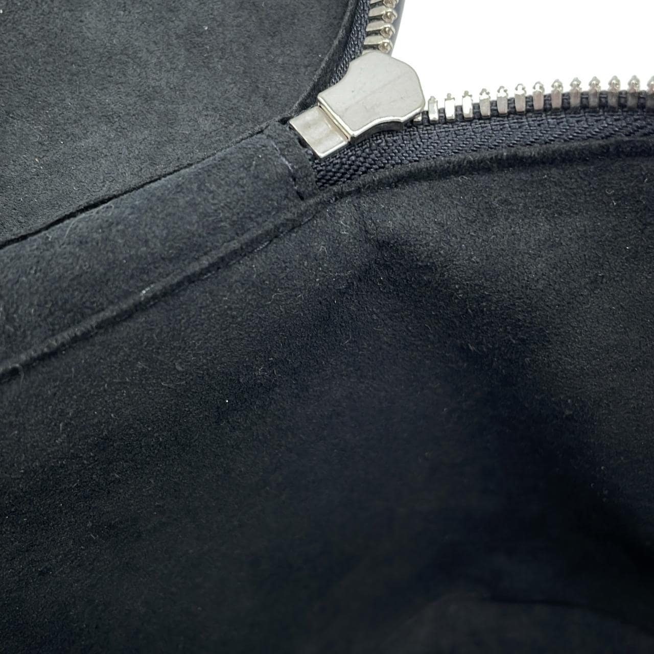 LOUIS VUITTON M52226 Bag Epi 黑色 Epi 中古品A - 縮圖 9
