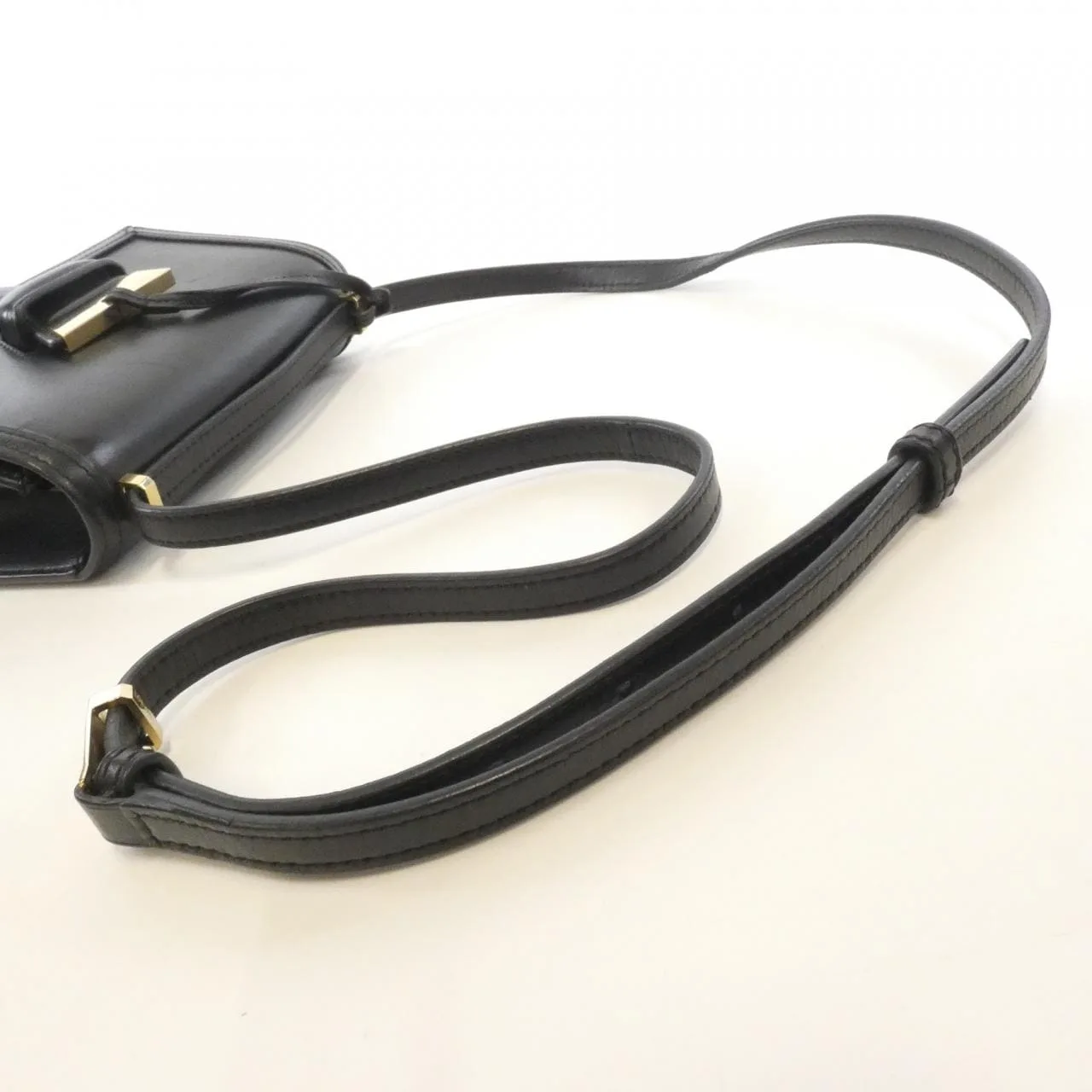 LOEWE 302 74NP39 Shoulder Leather 黑色 皮革 中古品B - 縮圖 5