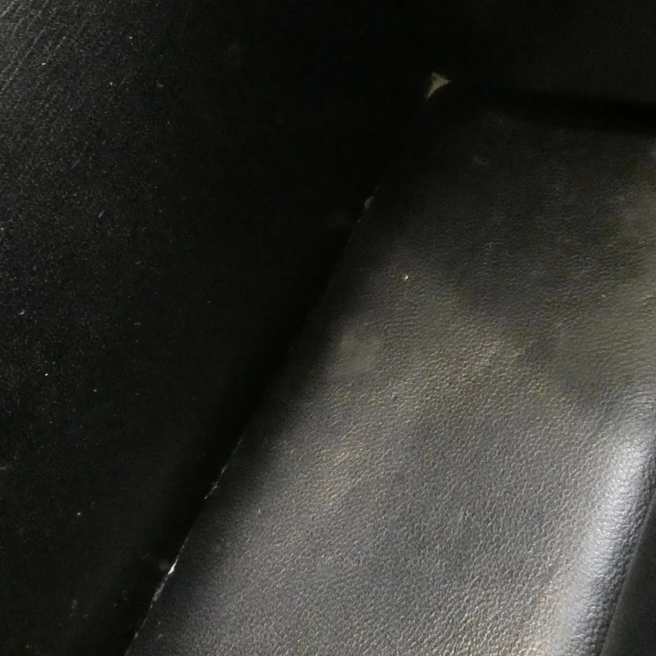 LOEWE 302 74NP39 Shoulder Leather 黑色 皮革 中古品B - 縮圖 8