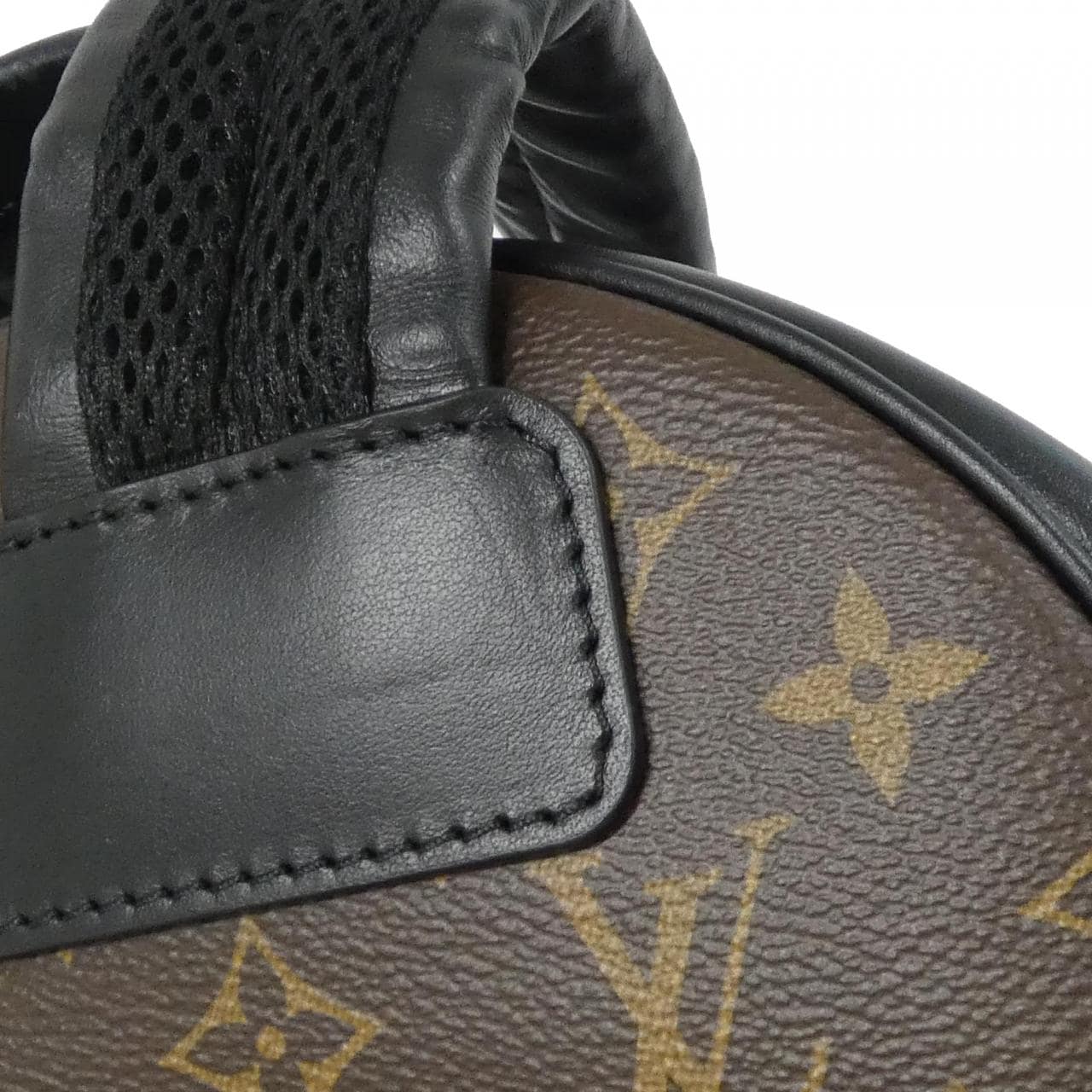 LOUIS VUITTON M45349 Backpack Monogram 黑色 Monogram 中古品A - 縮圖 4