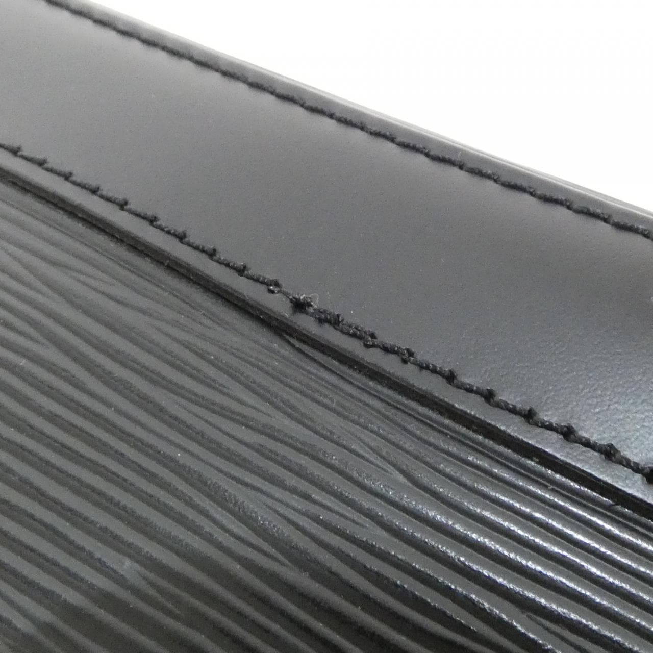 LOUIS VUITTON Lockit M42292 Bag Epi 黑色 Epi 中古品A - 縮圖 5