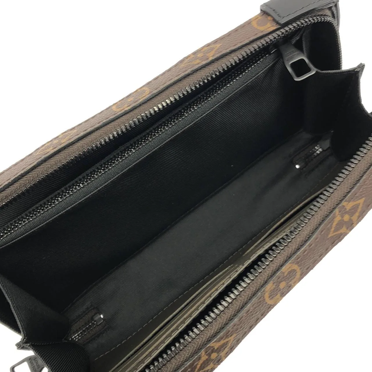 LOUIS VUITTON M30697 Shoulder Monogram Black Monogram Rank B - Thumbnail 5