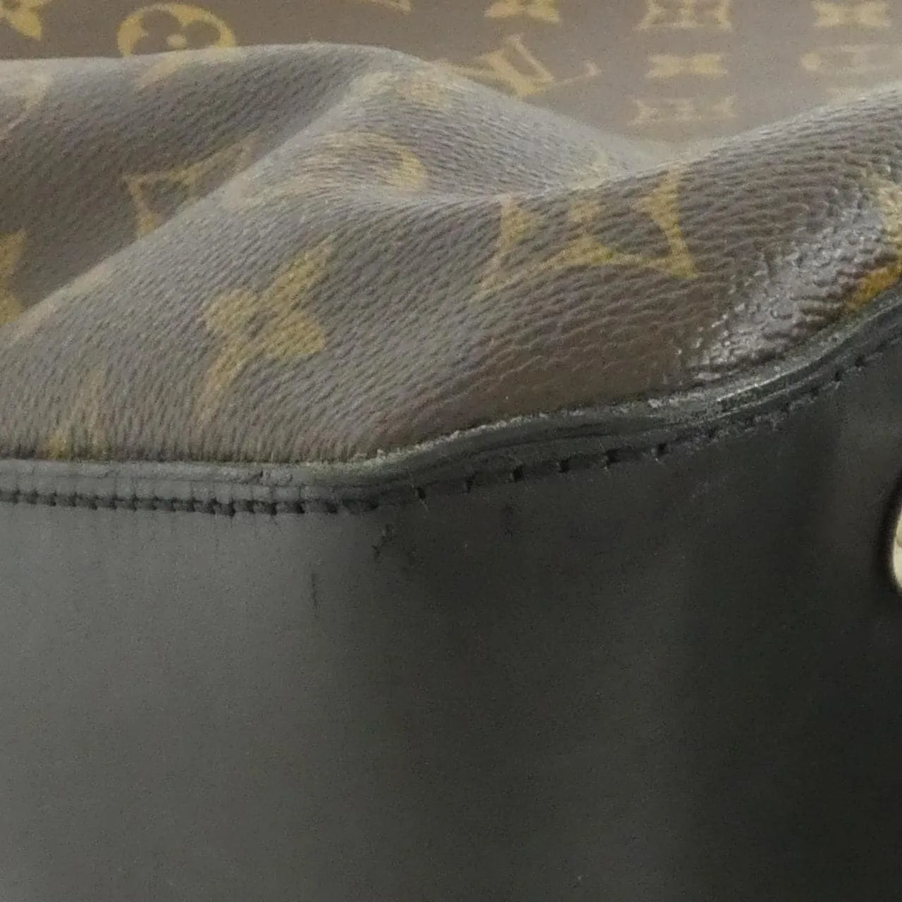 LOUIS VUITTON M56708 Handbag Monogram Black Monogram - Thumbnail 2