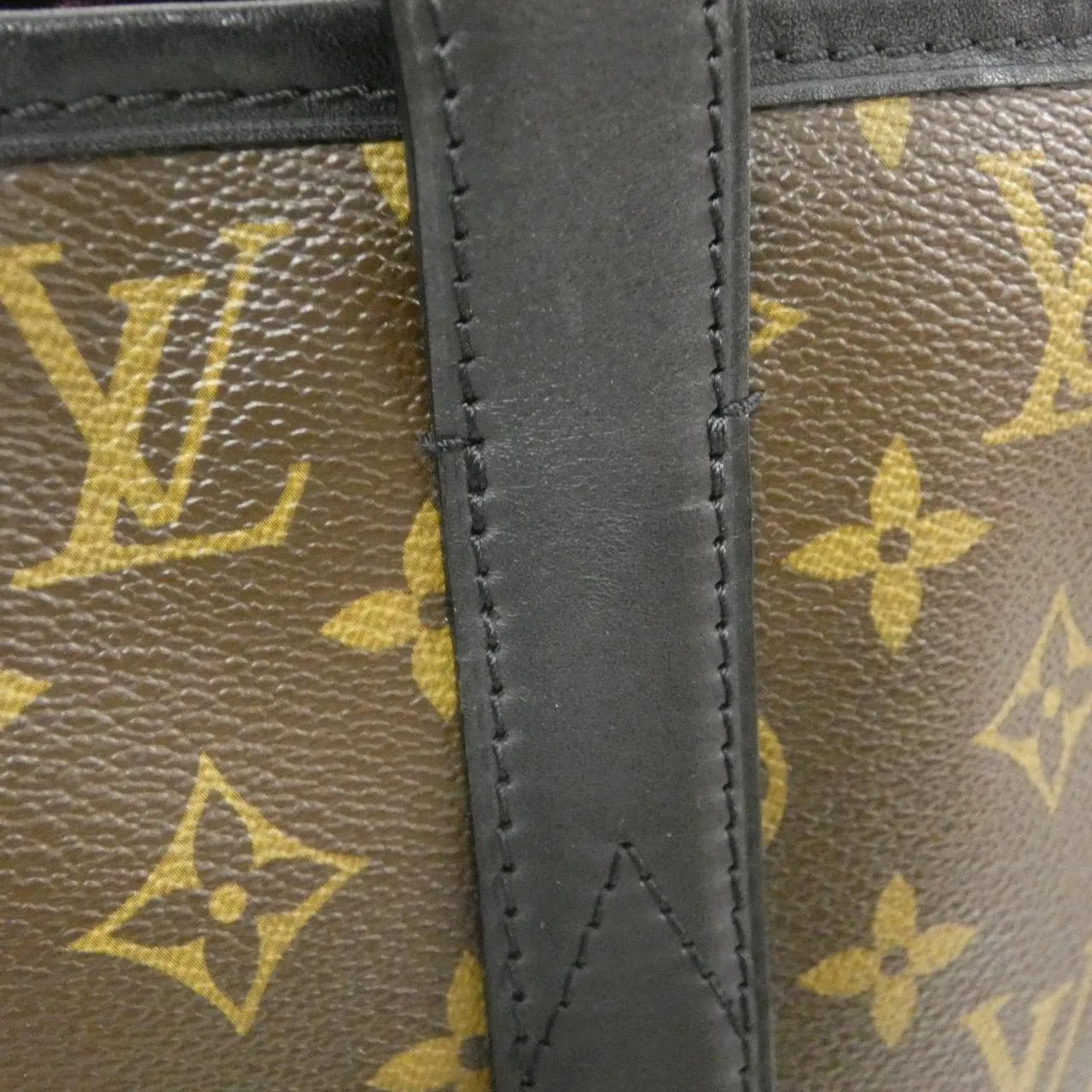 LOUIS VUITTON M56708 Handbag Monogram Black Monogram - Thumbnail 4