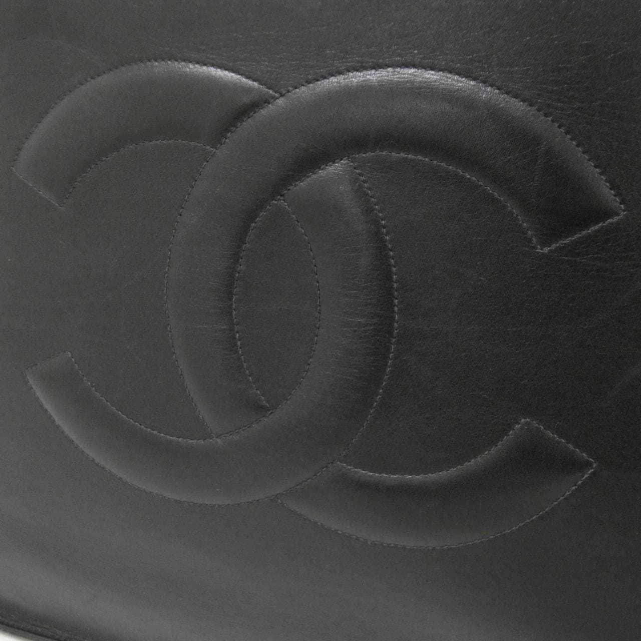 CHANEL Handbag Lambskin Black Lambskin - Thumbnail 4