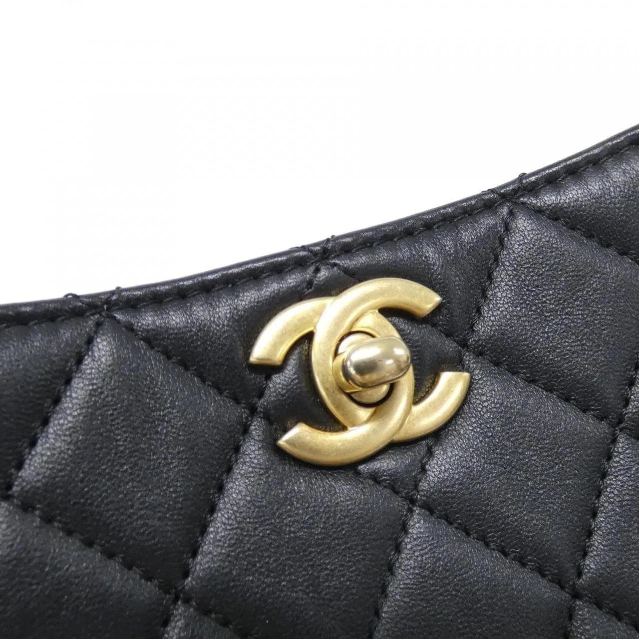 CHANEL Chanel 22 AS3259 Shoulder Lambskin Black Lambskin Rank A - Thumbnail 5