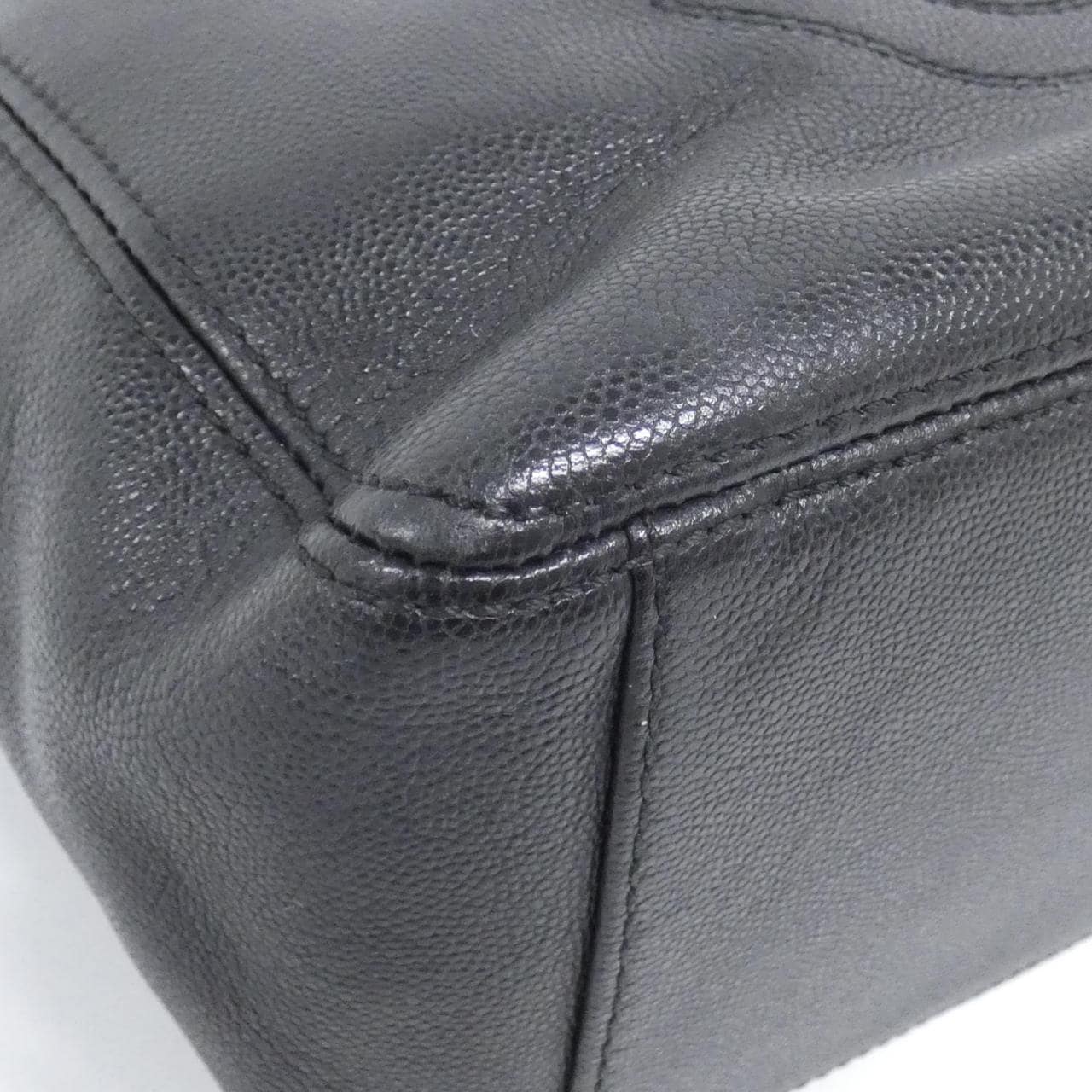 CHANEL Bag Caviar Leather Black Caviar Leather - Thumbnail 3