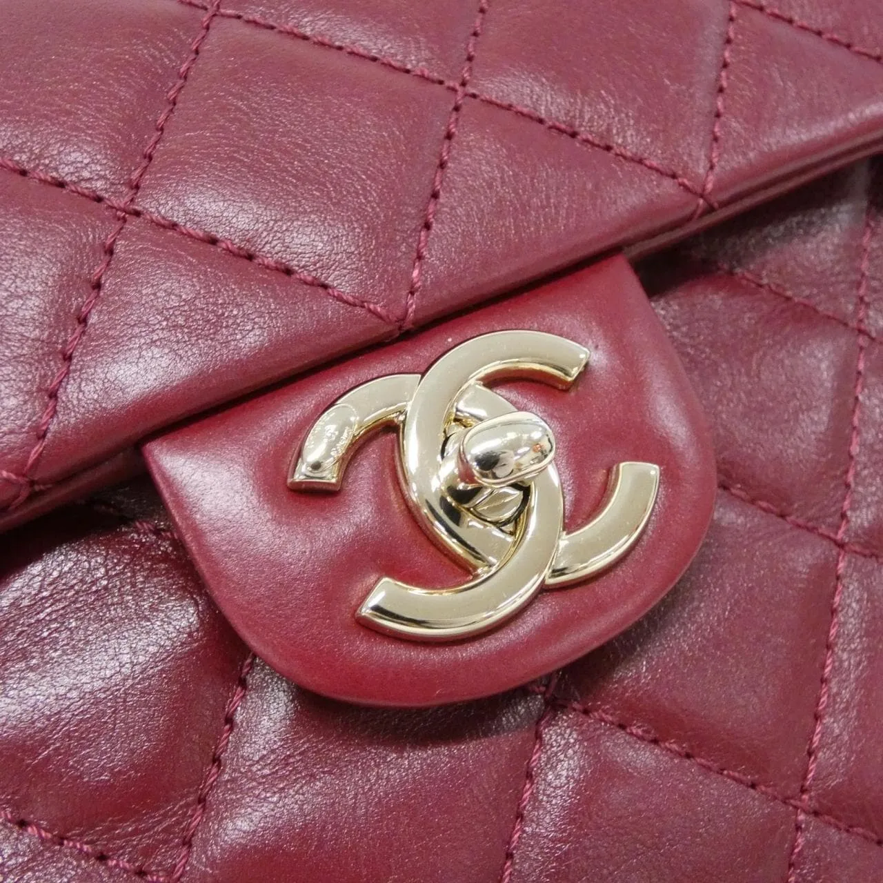 CHANEL Handbag Bordeaux Rank A - Thumbnail 4