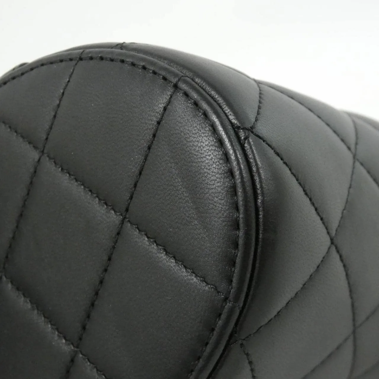 CHANEL Chanel 19 AS1355 Shoulder Lambskin 黑色 羊皮 中古品A - 縮圖 3