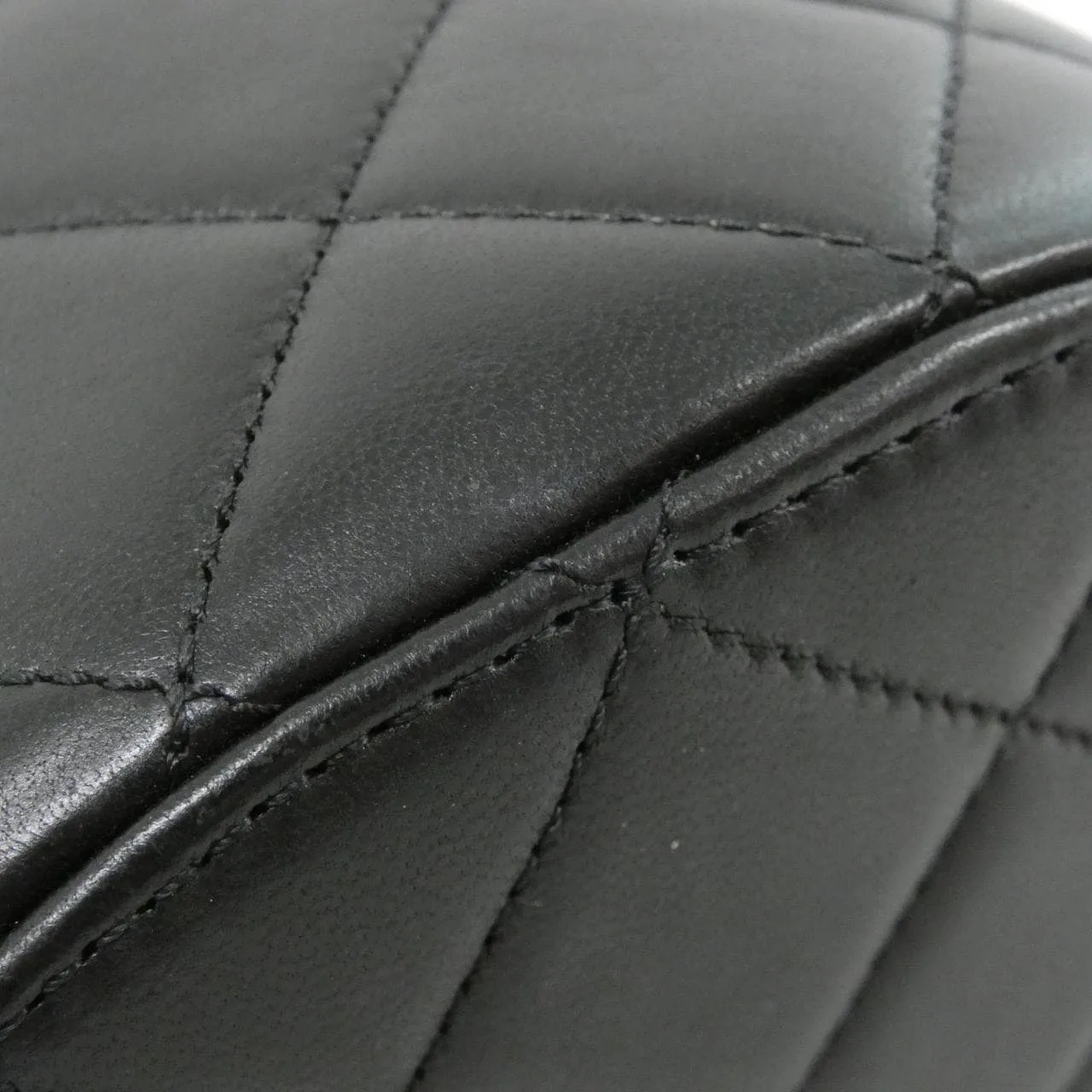 CHANEL Chanel 19 AS1355 Shoulder Lambskin 黑色 羊皮 中古品A - 縮圖 6