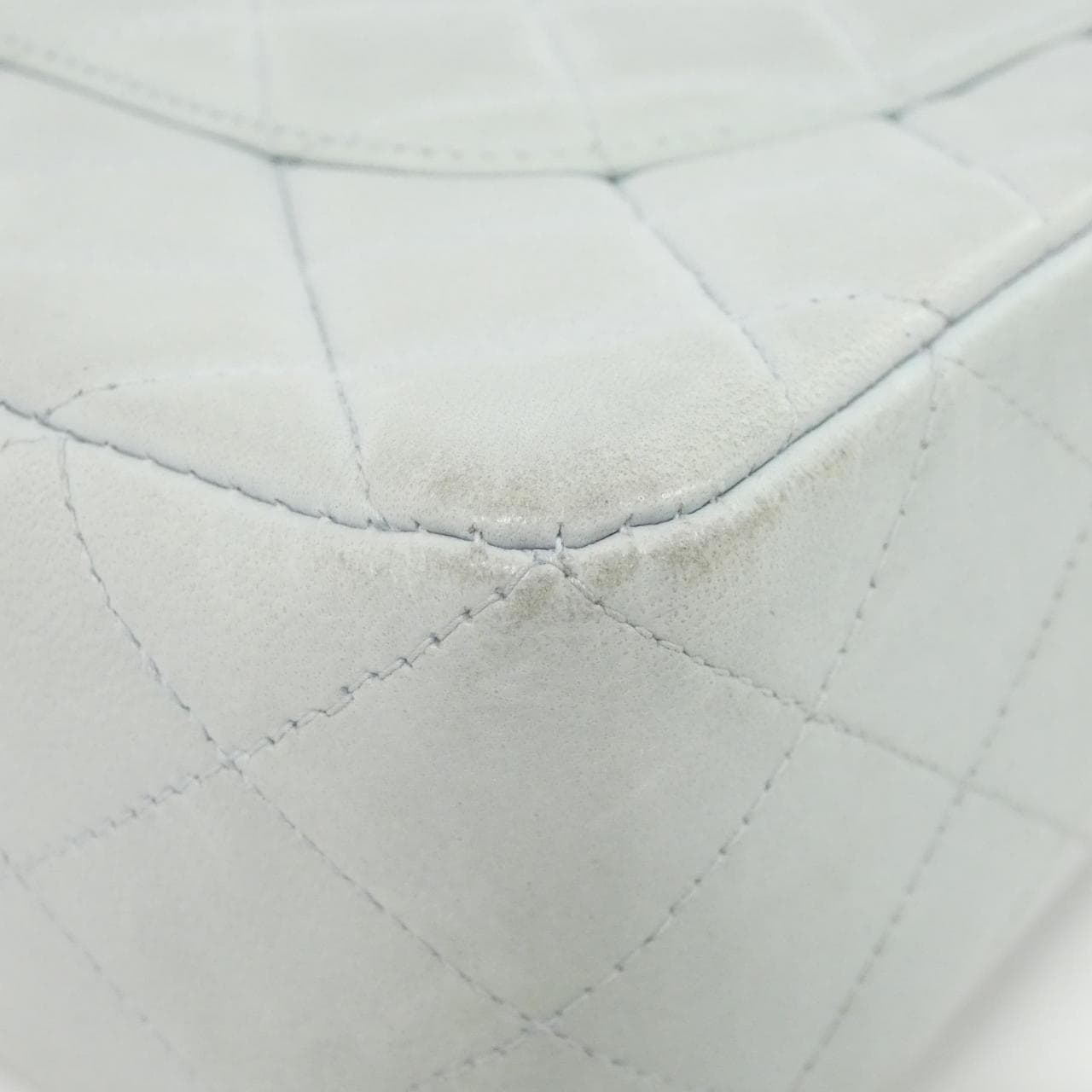 CHANEL Handbag Lambskin Blue Lambskin - Thumbnail 3