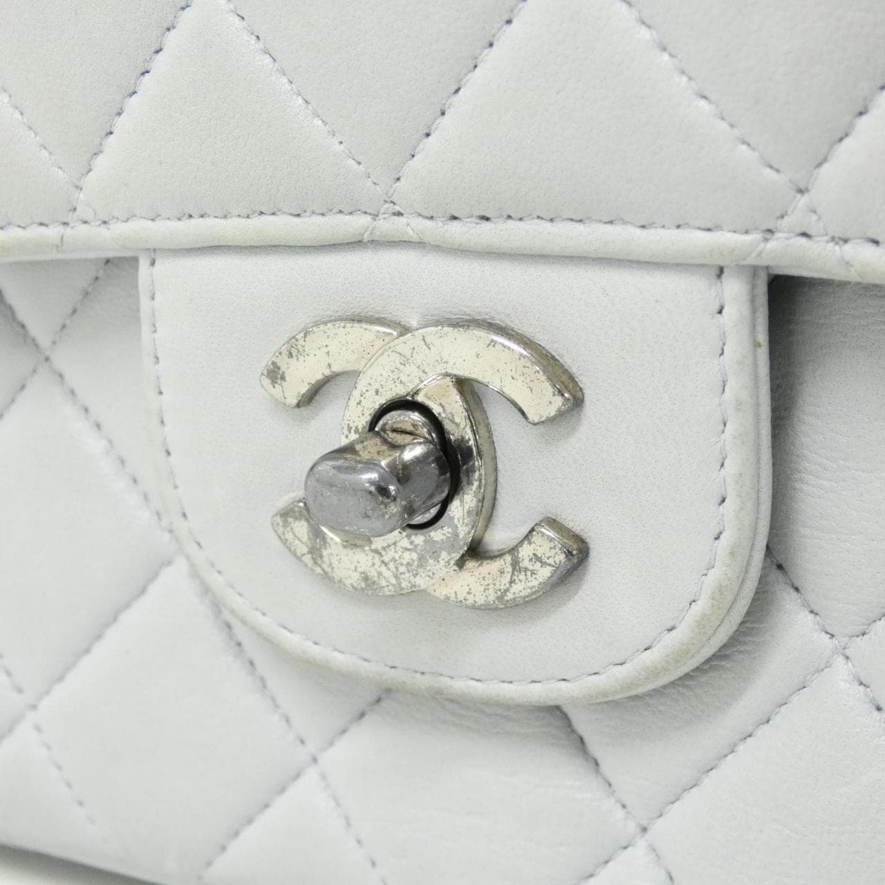 CHANEL Handbag Lambskin Blue Lambskin - Thumbnail 4