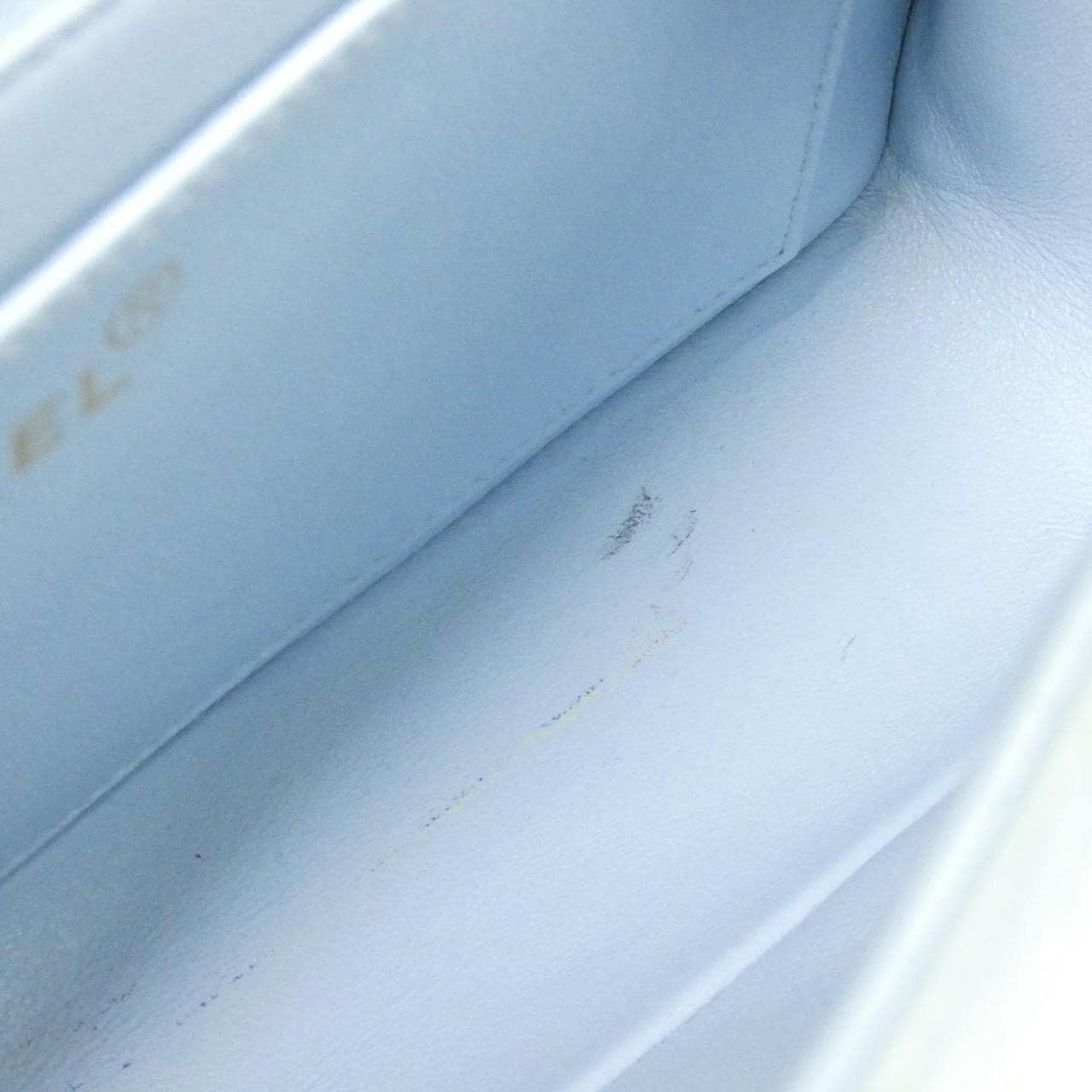 CHANEL Handbag Lambskin Blue Lambskin - Thumbnail 10