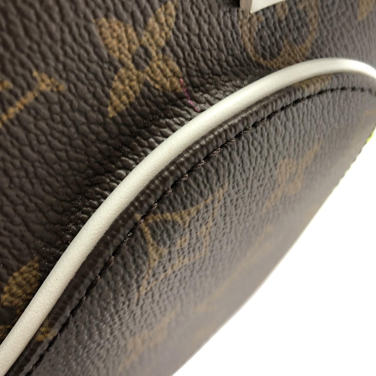 LOUIS VUITTON Ellipse M20752 Bag Monogram Black Monogram Rank A - Thumbnail 4