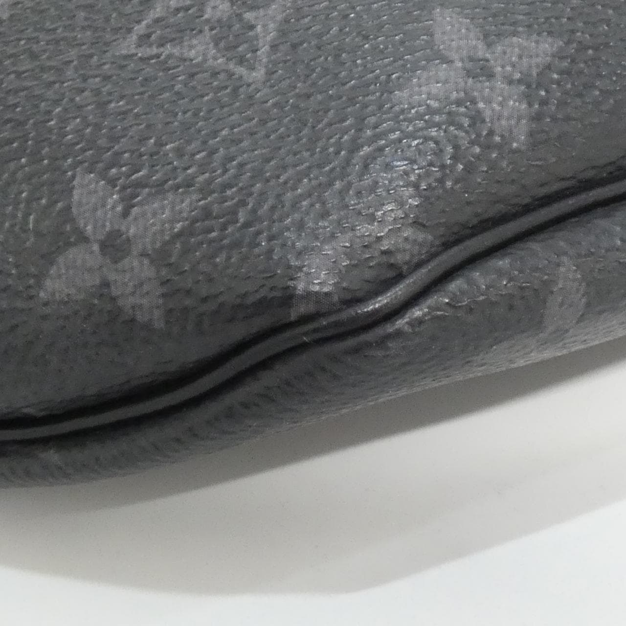 LOUIS VUITTON Discovery M44336 Shoulder Monogram 黑色 Monogram 中古品A - 縮圖 3