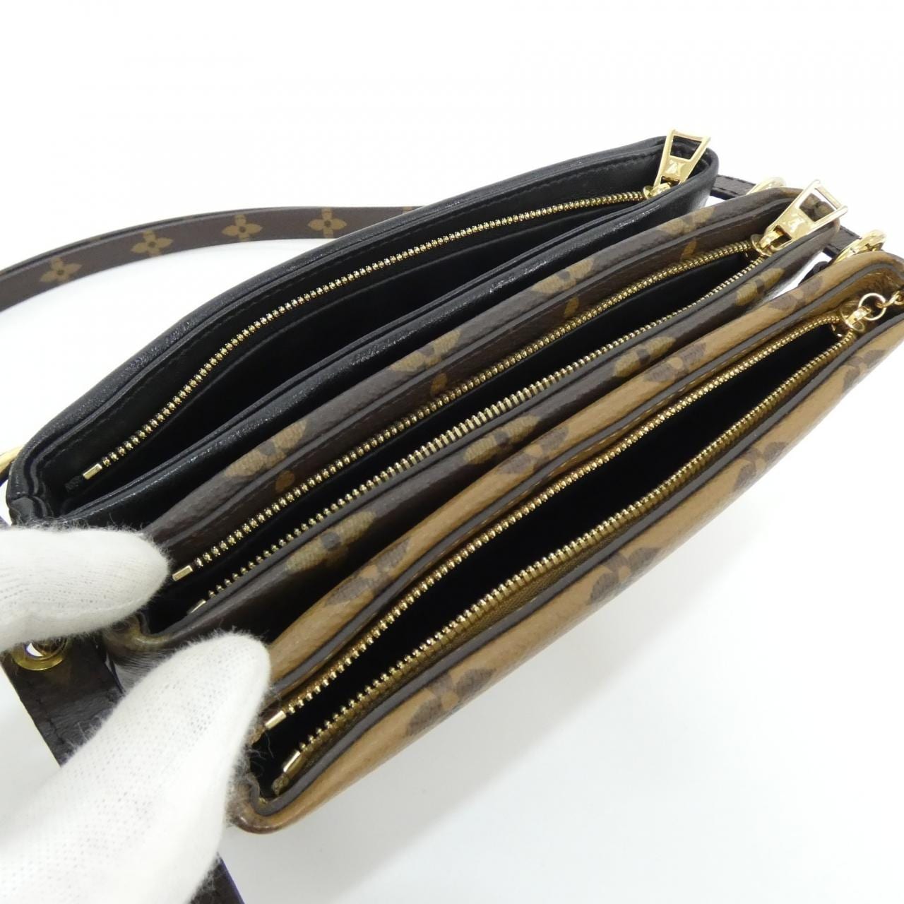 LOUIS VUITTON Pochette M45412 Shoulder Monogram 黑色 Monogram 中古品A - 縮圖 7