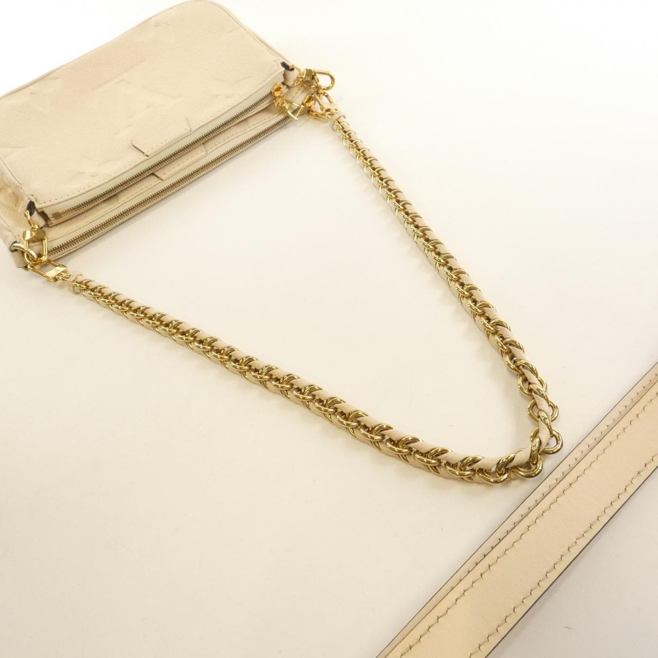 LOUIS VUITTON Pochette M46568 Shoulder Bag Monogram Black Monogram - Thumbnail 5