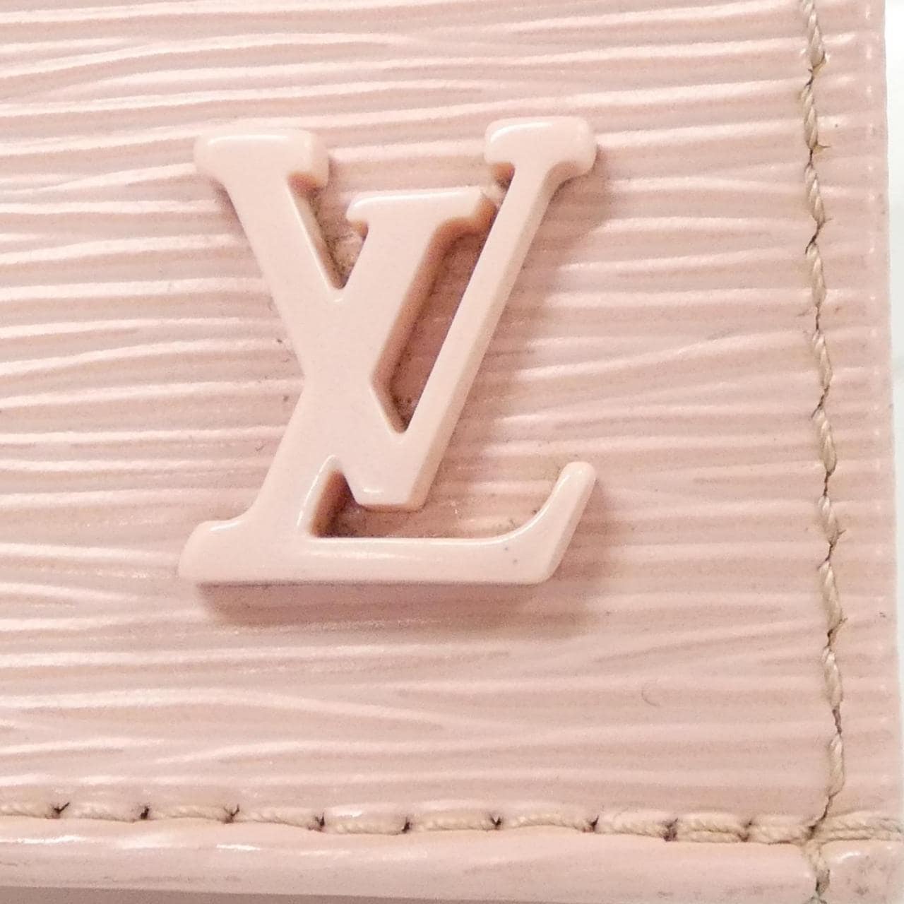 LOUIS VUITTON M69575 Shoulder Epi 黑色 Epi 中古品A - 縮圖 4