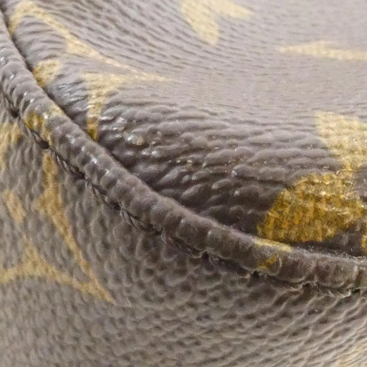 LOUIS VUITTON Looping M51146 Shoulder Monogram Black Monogram Rank B - Thumbnail 3