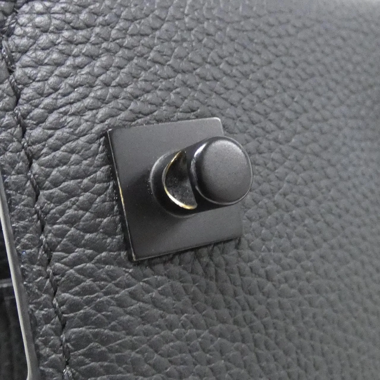 LOUIS VUITTON M57308 Tote Lambskin Black Lambskin - Thumbnail 5