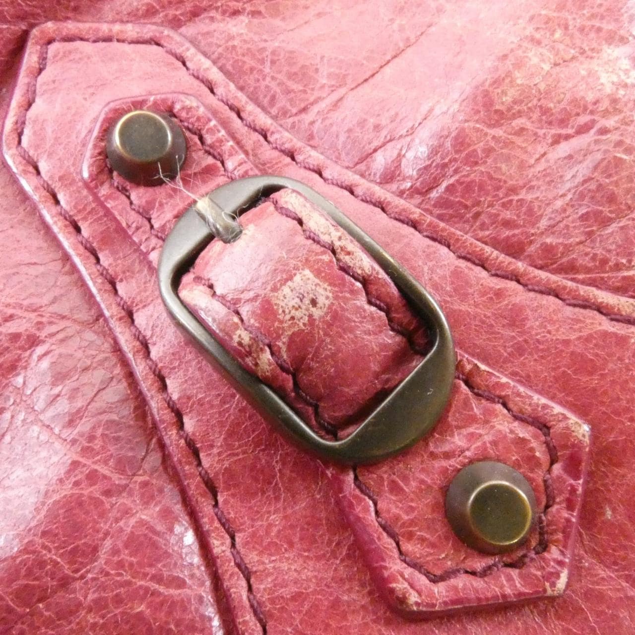 BALENCIAGA 242803 D94IT 肩背包 羊皮 4