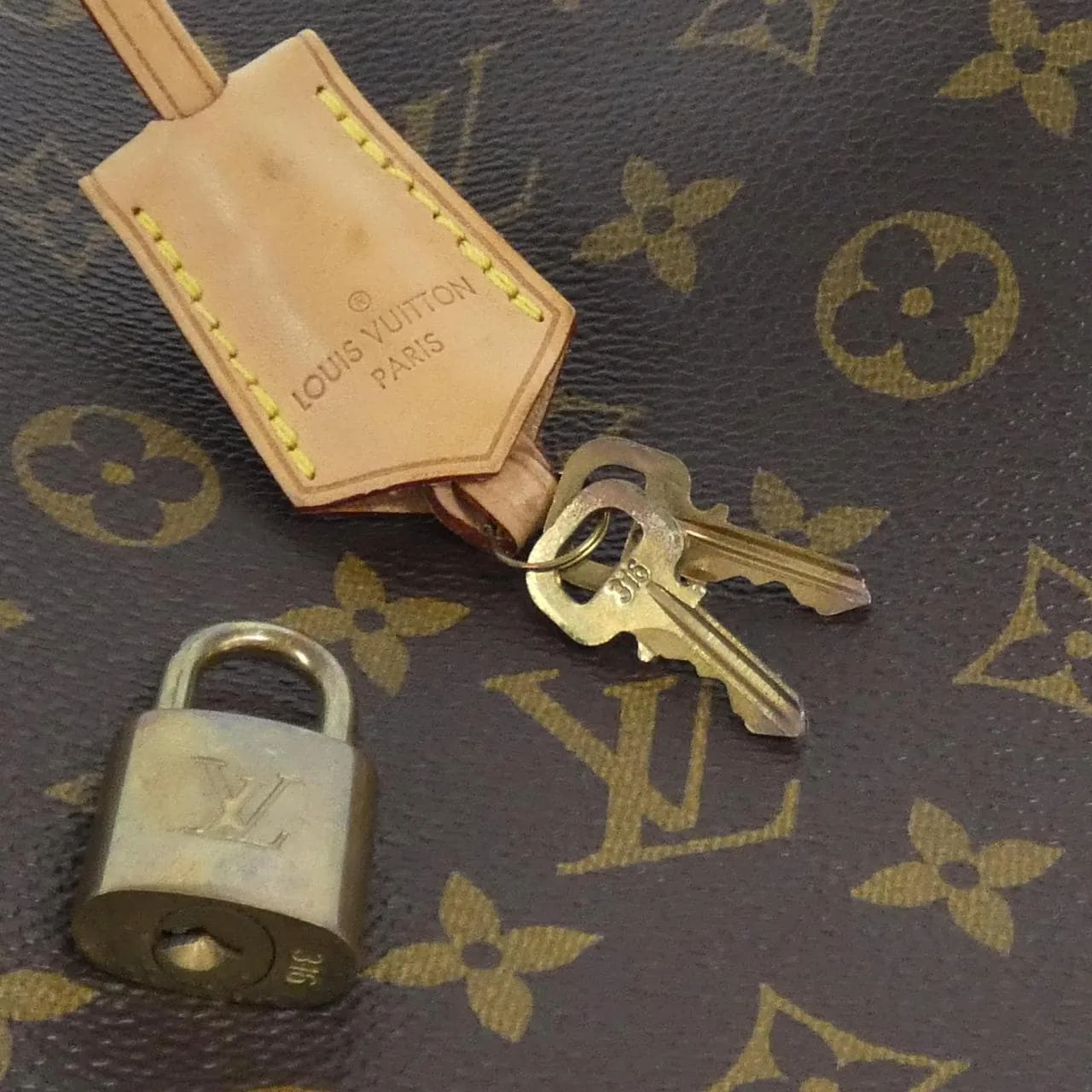 LOUIS VUITTON Montaigne M41056 Handbag Monogram 黑色 Monogram 中古品A - 縮圖 4