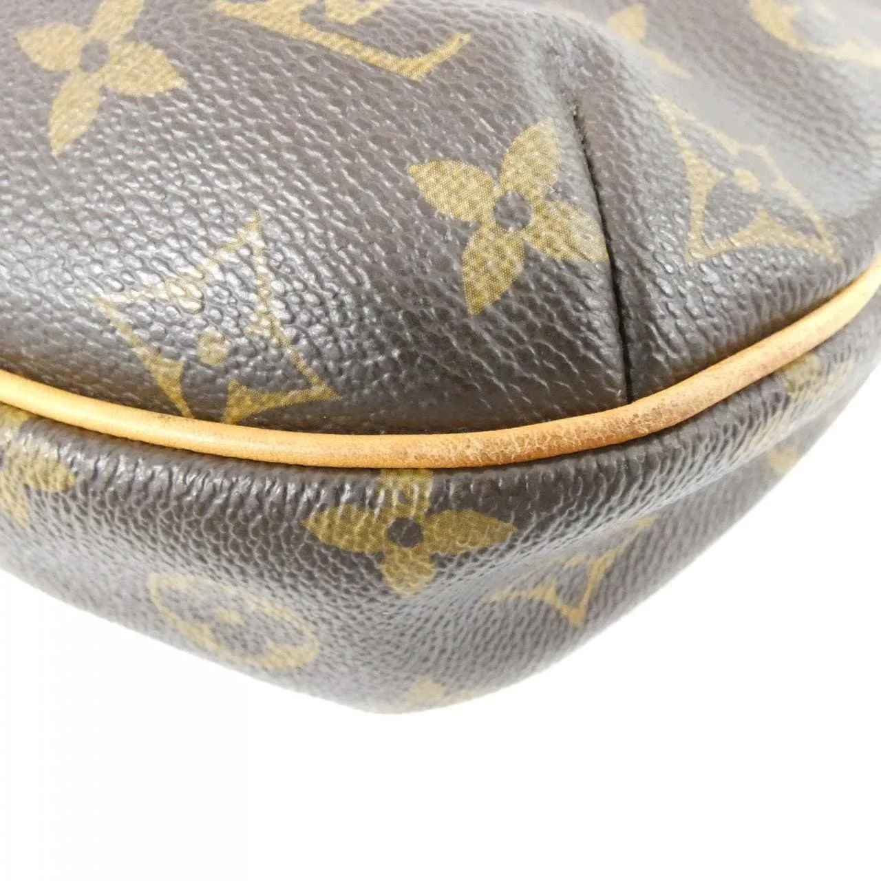 LOUIS VUITTON Odéon M56388 Handbag Monogram 黑色 Monogram 中古品B - 縮圖 3