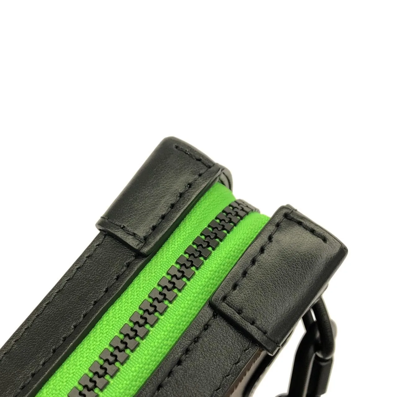 LOUIS VUITTON Soft Trunk M80144 Shoulder Monogram 黑色 Monogram 中古品A - 縮圖 5