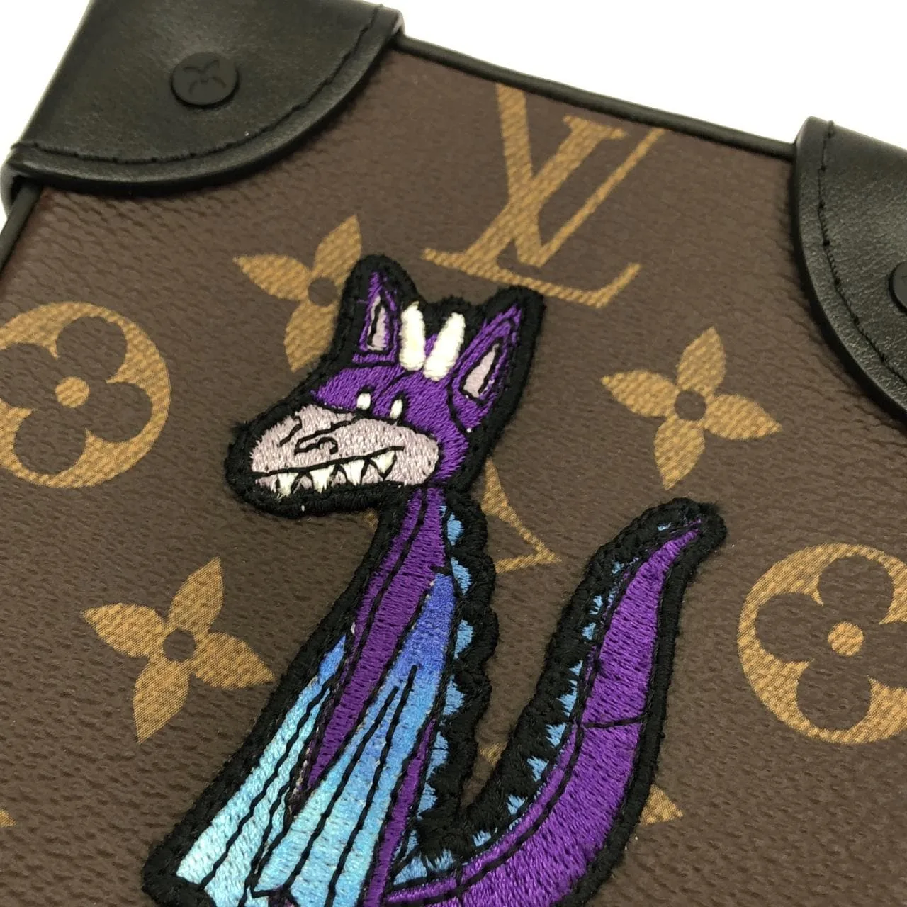 LOUIS VUITTON Soft Trunk M80144 Shoulder Monogram 黑色 Monogram 中古品A - 縮圖 6