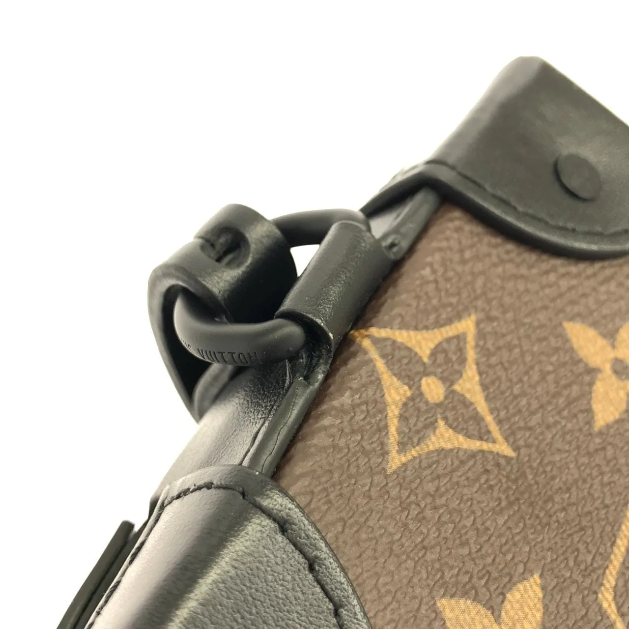 LOUIS VUITTON Soft Trunk M80144 Shoulder Monogram 黑色 Monogram 中古品A - 縮圖 7