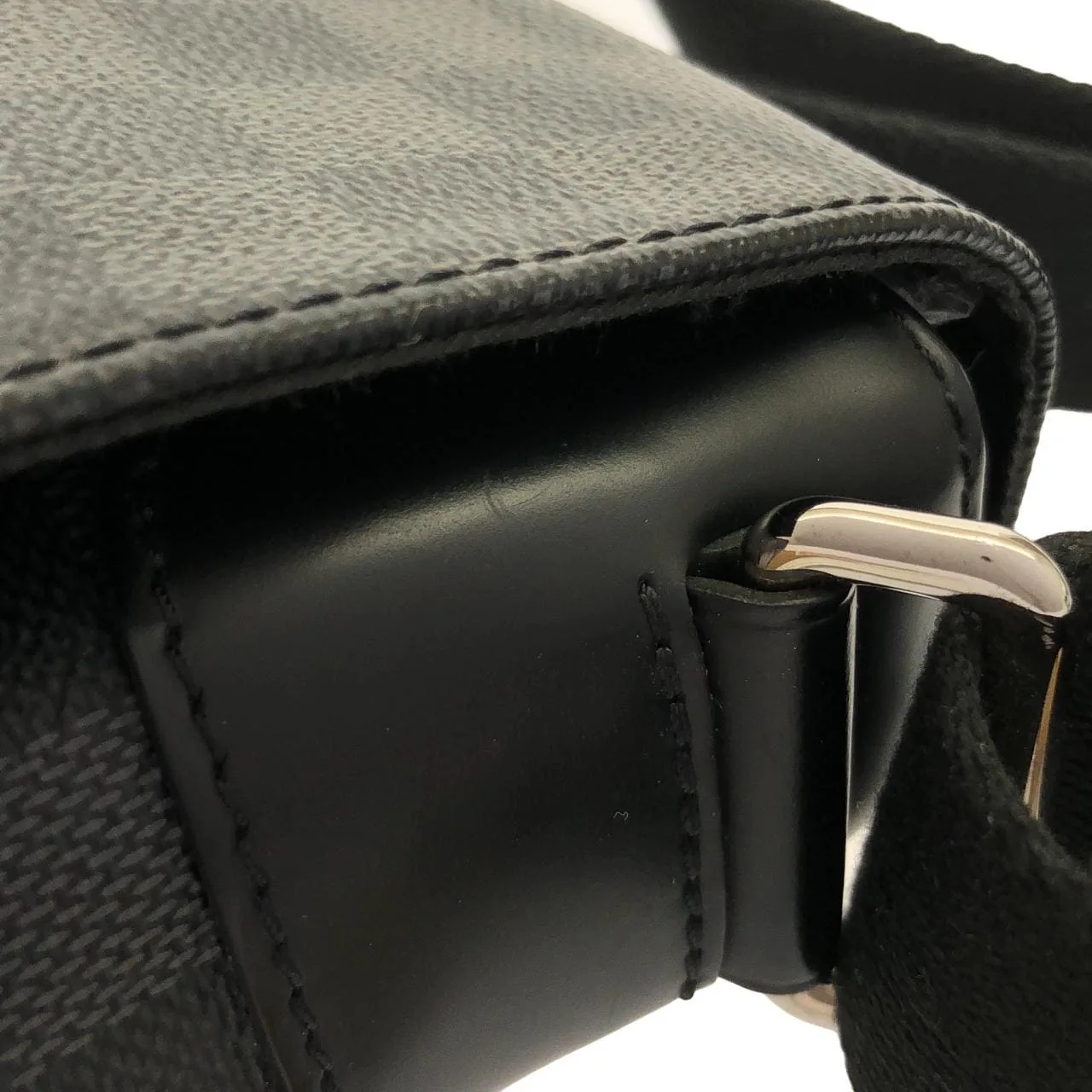 LOUIS VUITTON District N41028 Shoulder Damier 黑色 Damier 中古品A - 縮圖 6