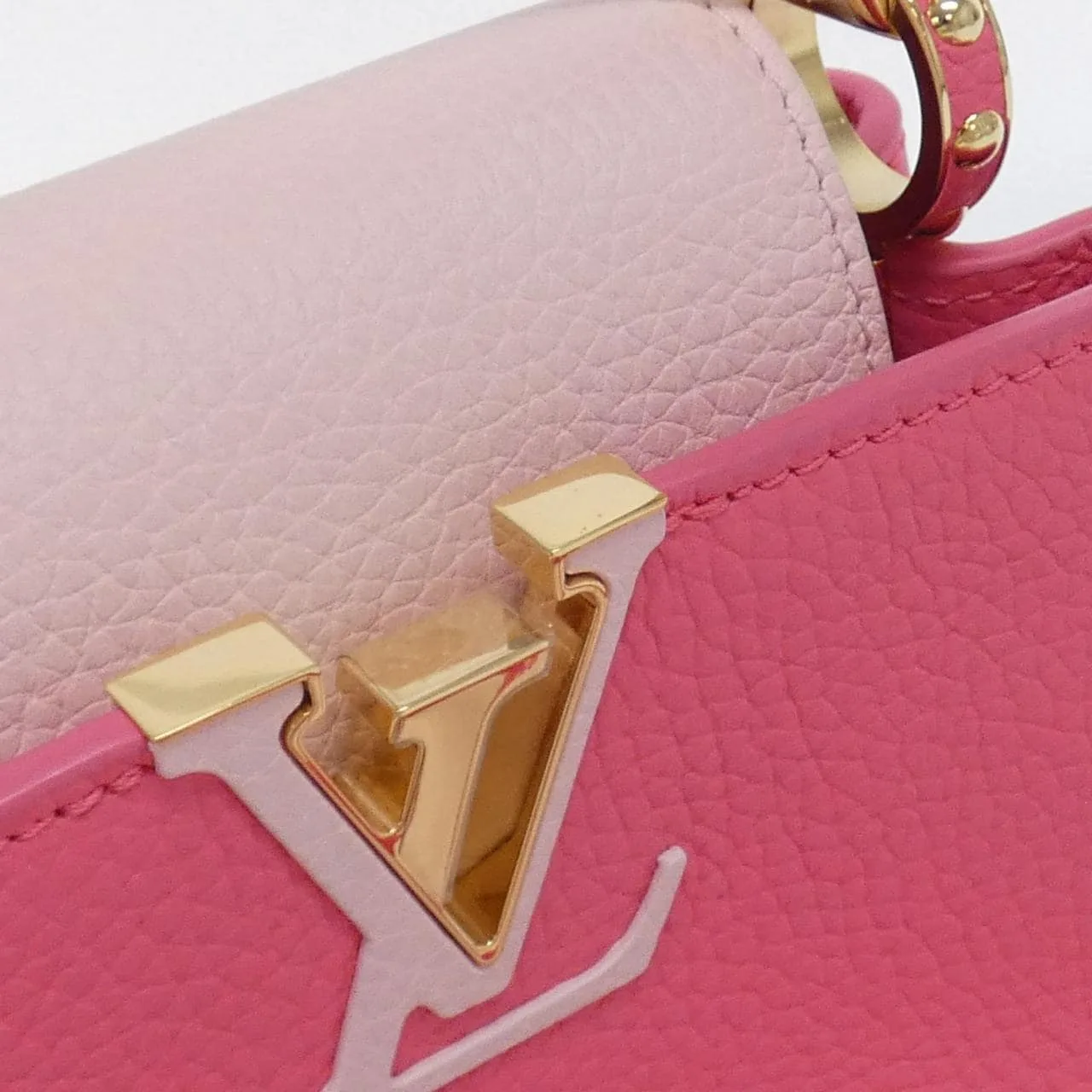 LOUIS VUITTON Capucines M22796 Handbag Black - Thumbnail 4