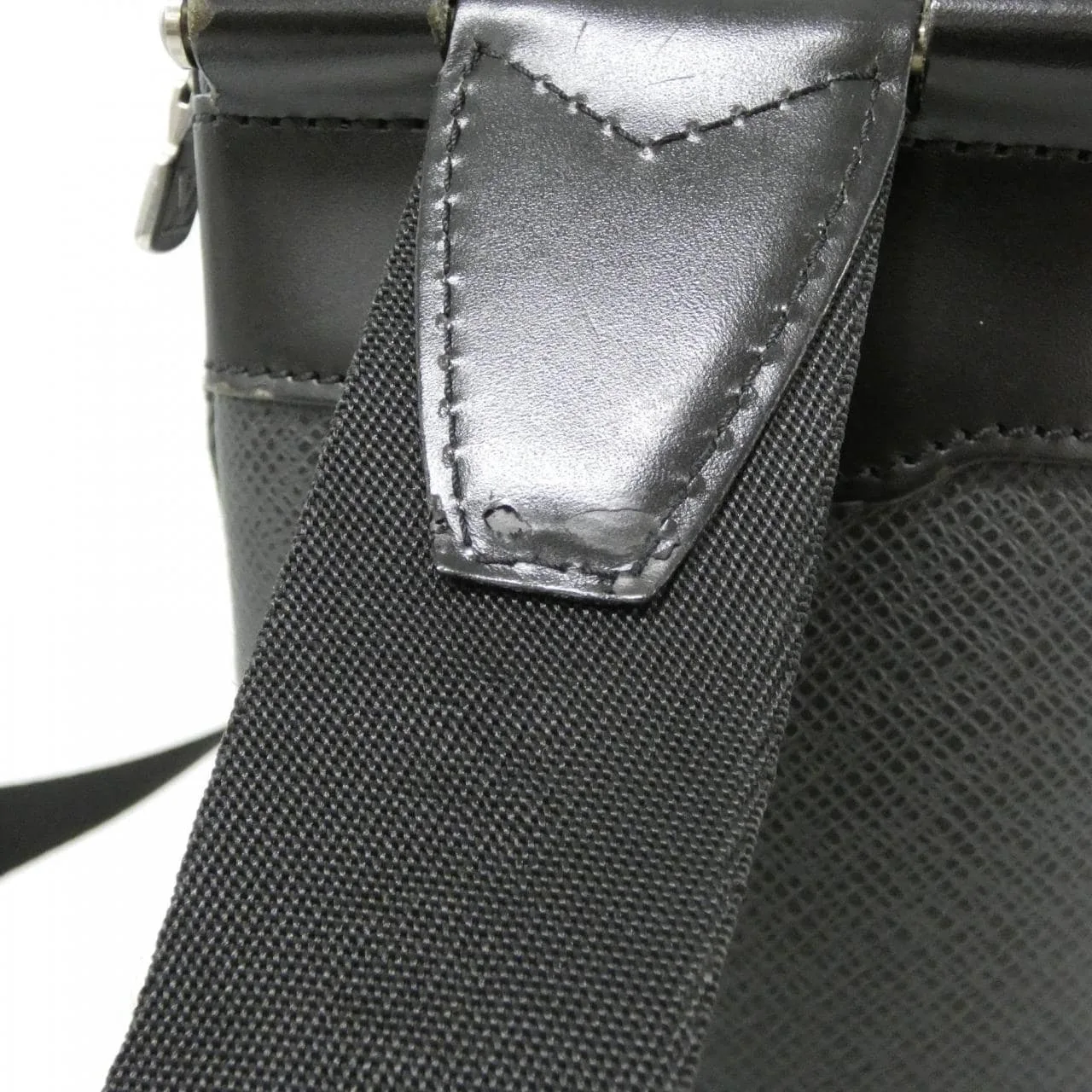 LOUIS VUITTON M30862 Shoulder Black Rank B - Thumbnail 6