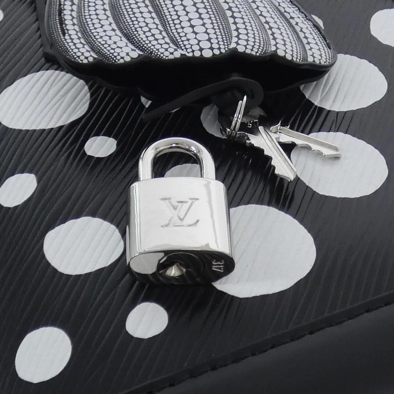 LOUIS VUITTON Alma M21699 Handbag Epi Black Epi - Thumbnail 4