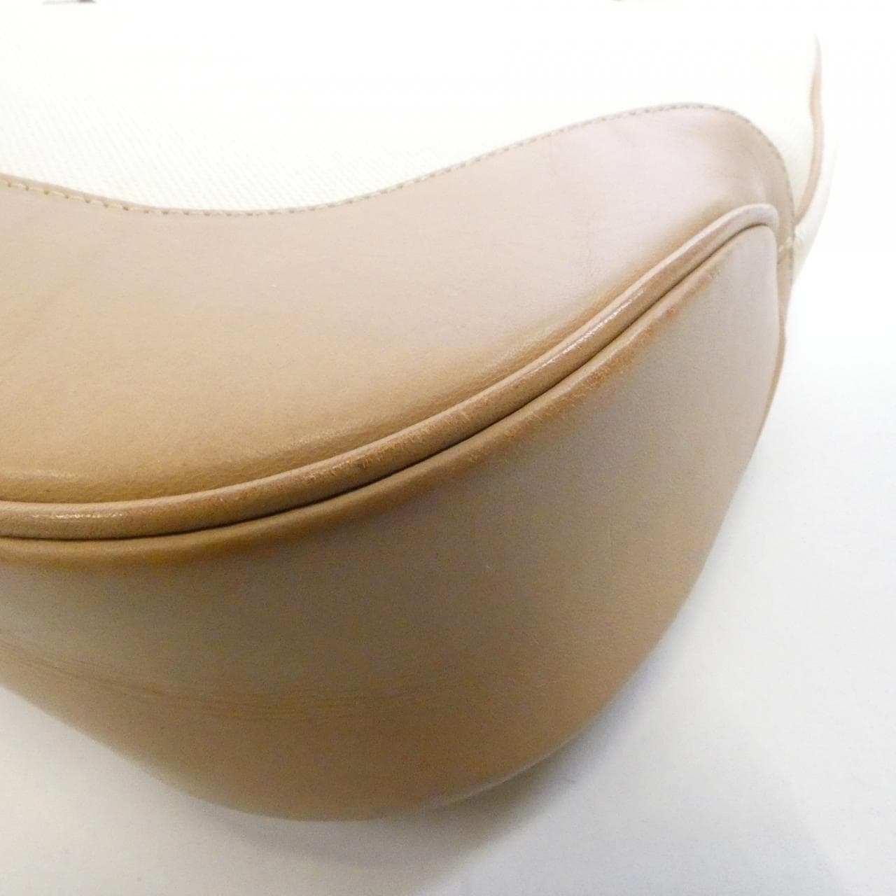 GUCCI 001 3346 Shoulder Canvas 米色 帆布 中古品B - 縮圖 3