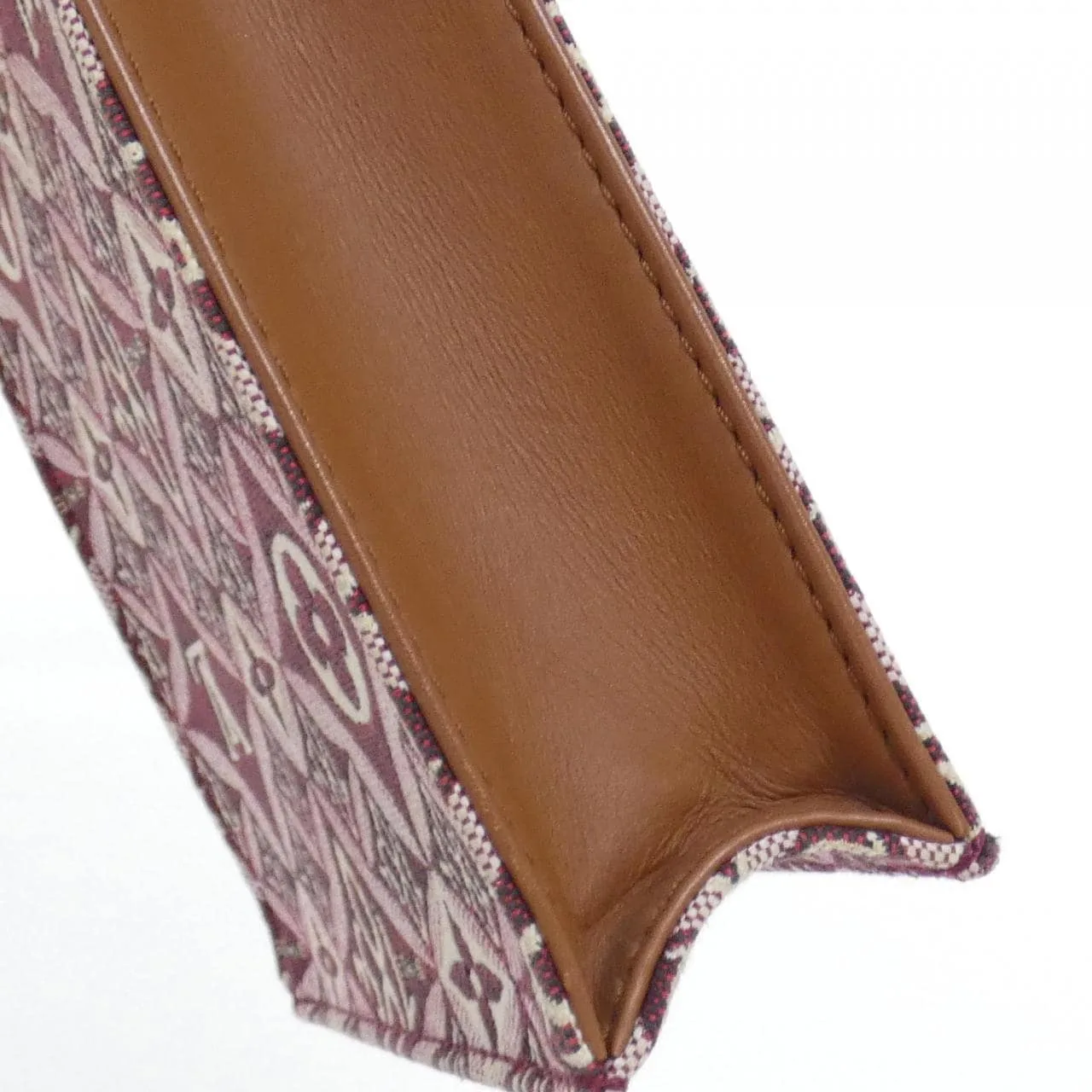 LOUIS VUITTON M69846 Handbag Bordeaux - Thumbnail 4