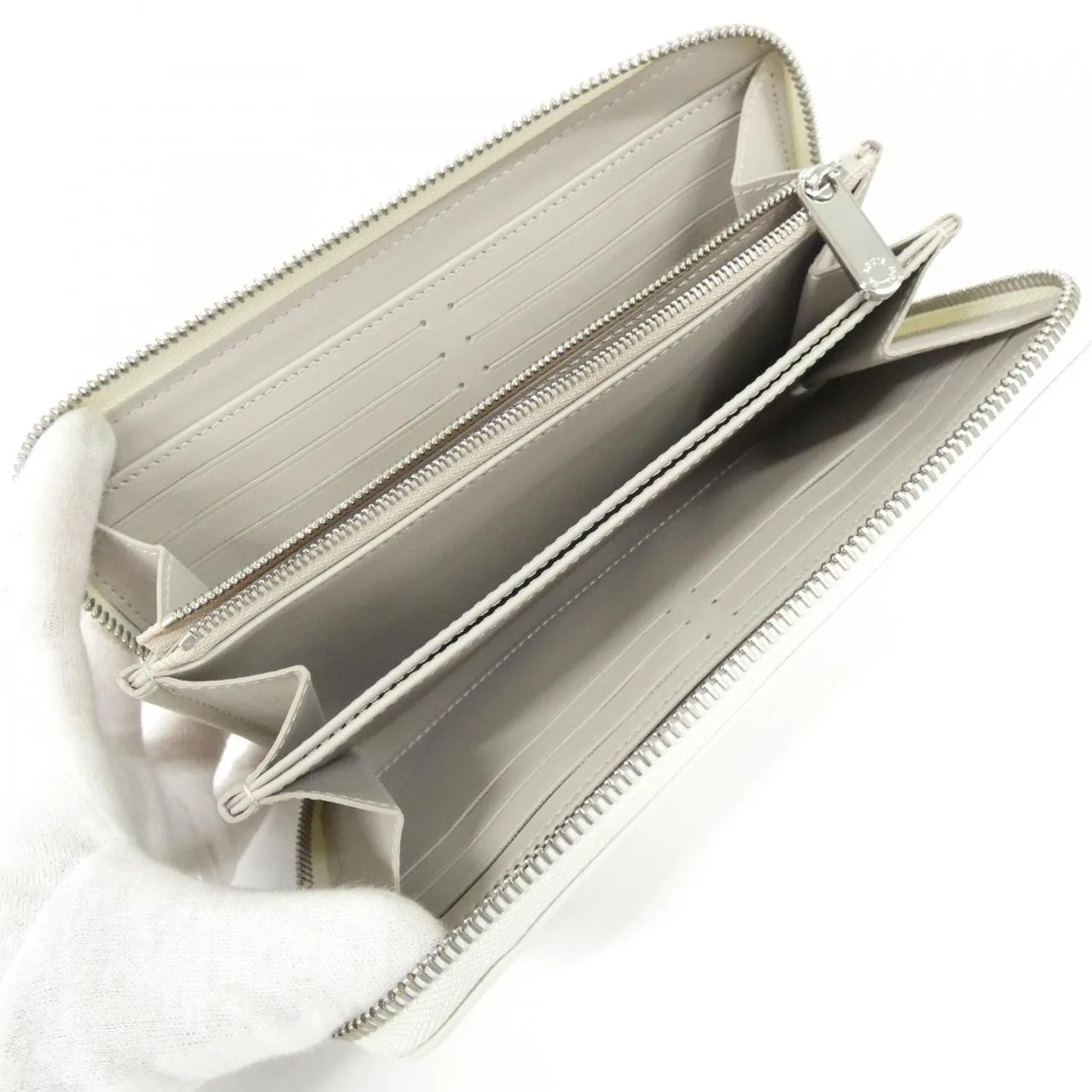 LOUIS VUITTON Mahina M11366 Wallet White Rank A - Thumbnail 5