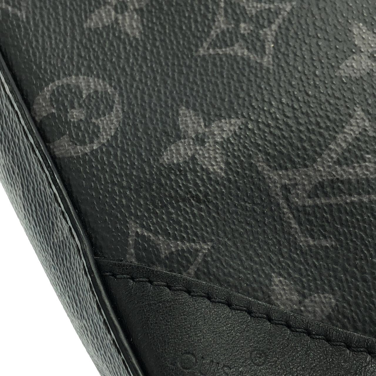 LOUIS VUITTON M69443 Shoulder Monogram Black Monogram - Thumbnail 4