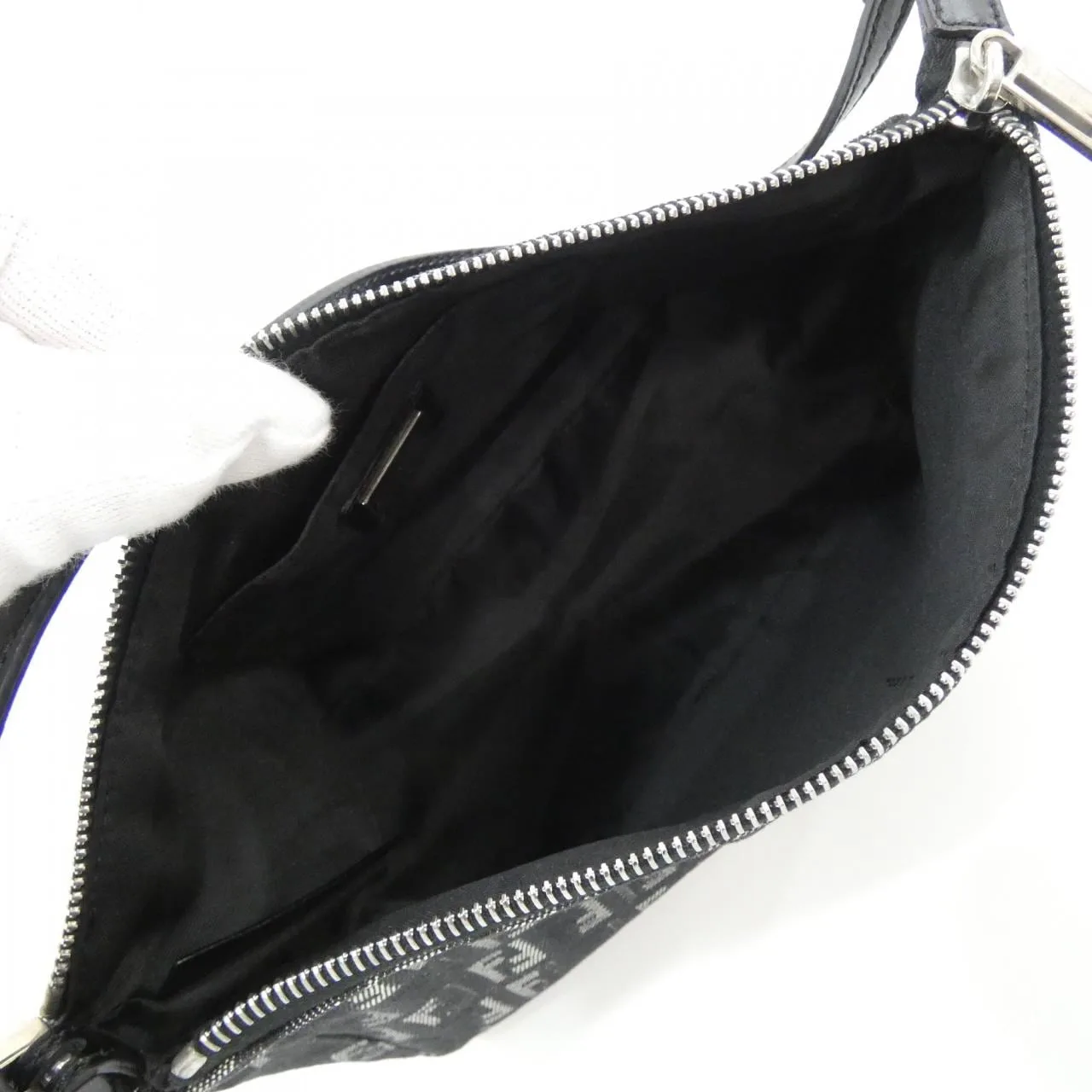 FENDI Baguette 8BR267 JQY Shoulder Canvas Black Canvas Rank A - Thumbnail 7