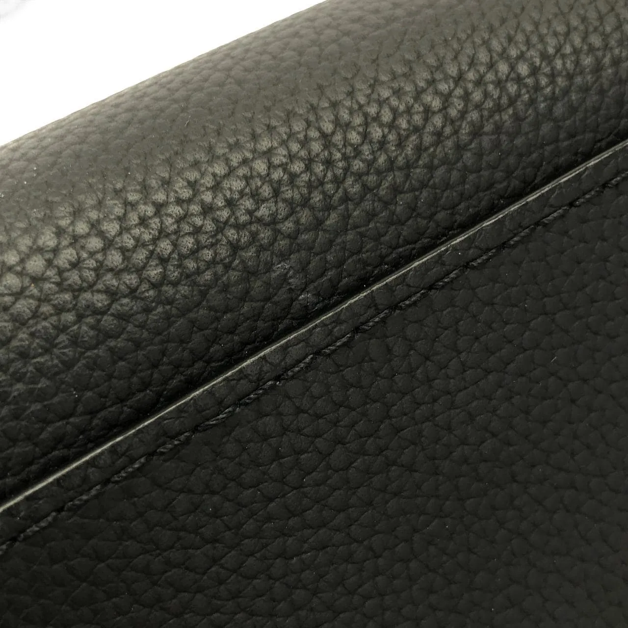 LOUIS VUITTON M82085 Shoulder Lambskin 黑色 羊皮 中古品A - 縮圖 7