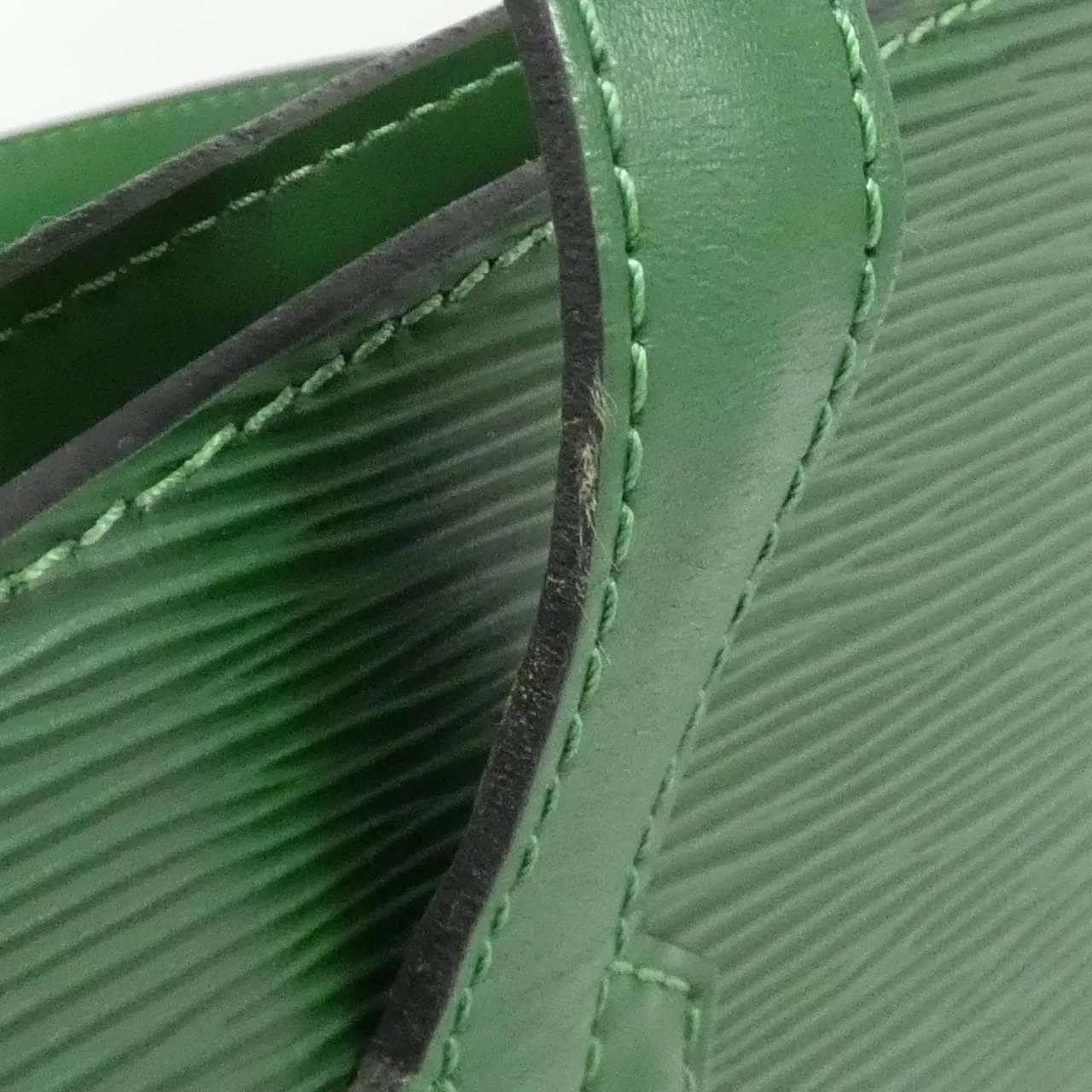 LOUIS VUITTON M52264 Shoulder Epi Green Epi - Thumbnail 8