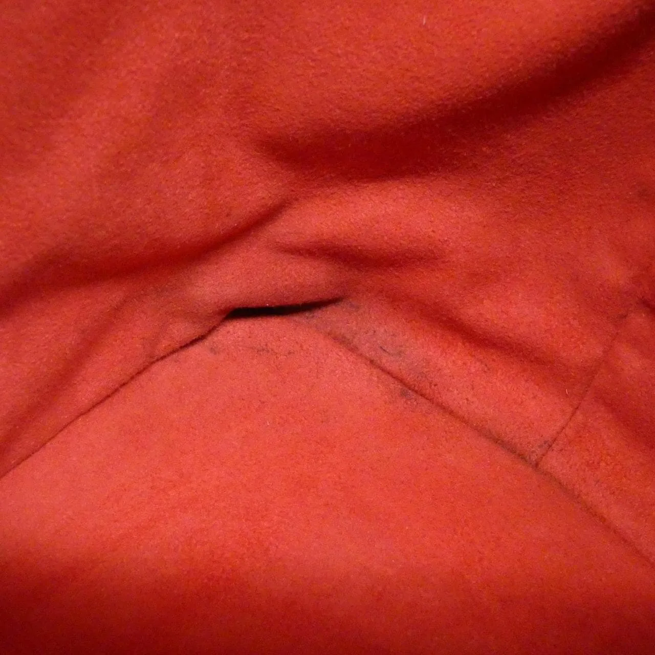 LOUIS VUITTON M4410E Shoulder Epi Rouge Epi Rank B - Thumbnail 9