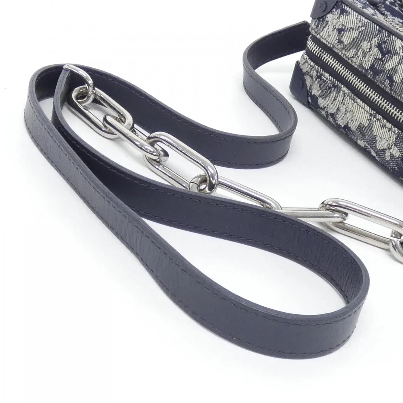 LOUIS VUITTON Soft Trunk M80033 Shoulder Monogram 黑色 Monogram 中古品A - 縮圖 5