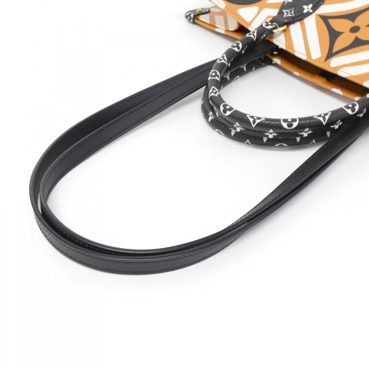 LOUIS VUITTON OnTheGo M45359 Handbag Canvas Black Canvas Rank A - Thumbnail 4